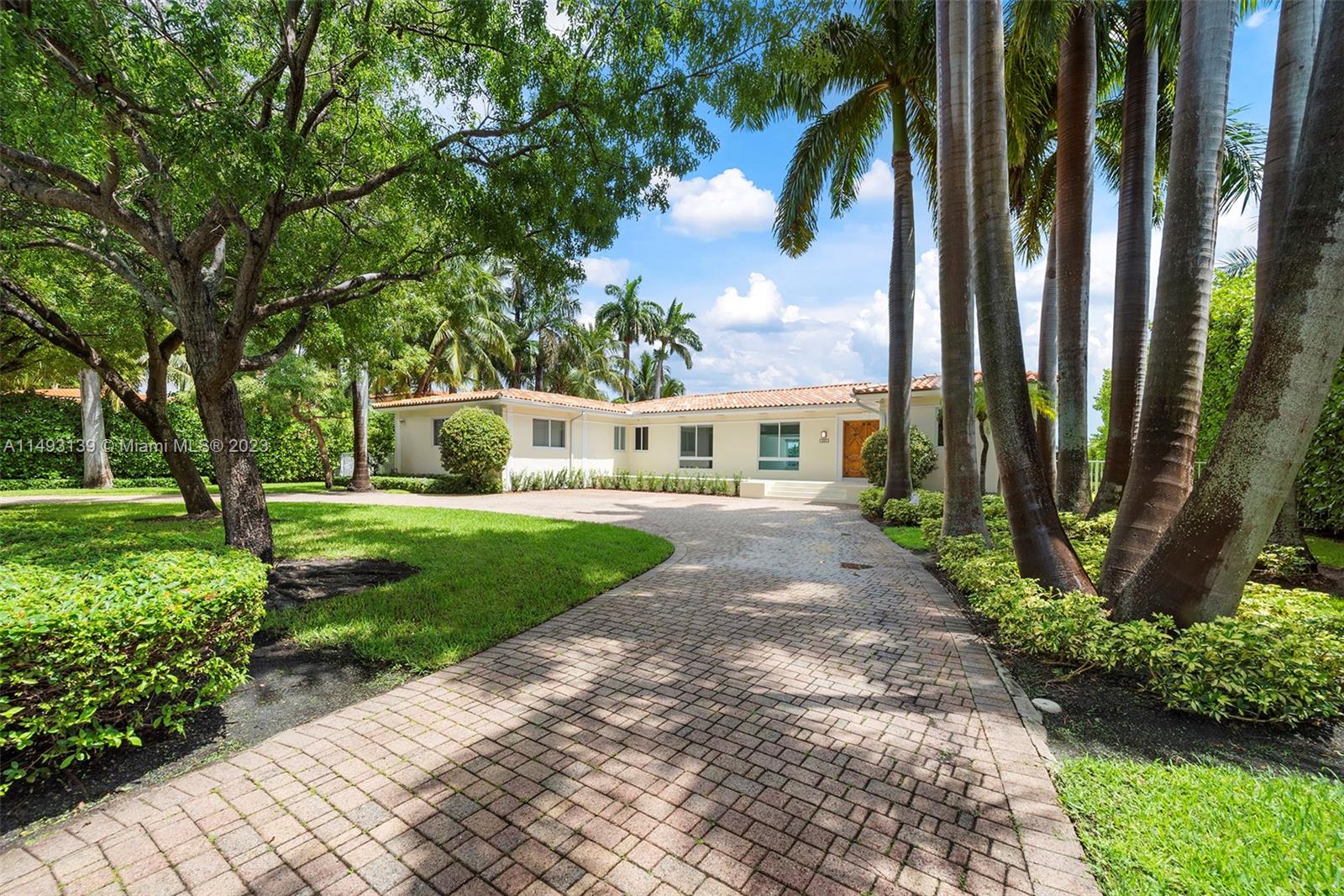 HIBISCUS ISLAND - Residential