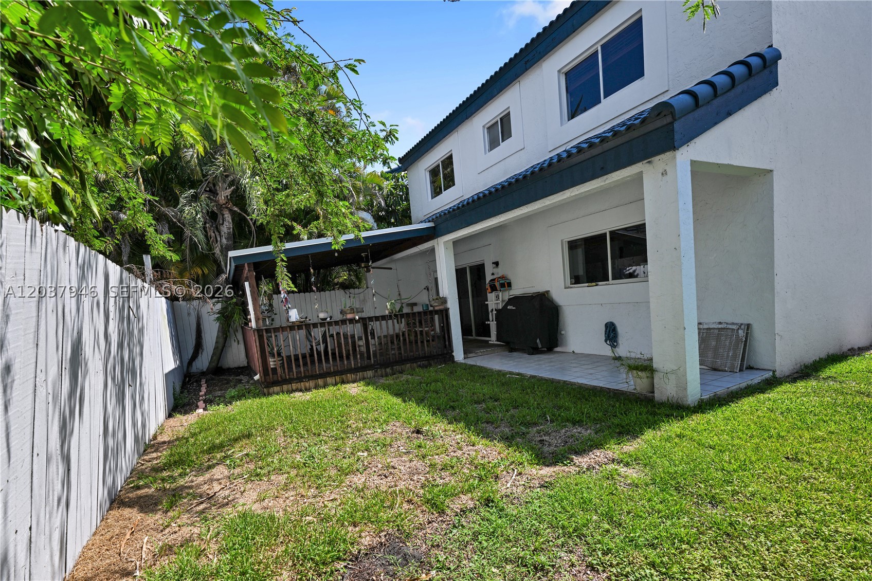 SAN SIMEON HOMES - Residential Lease