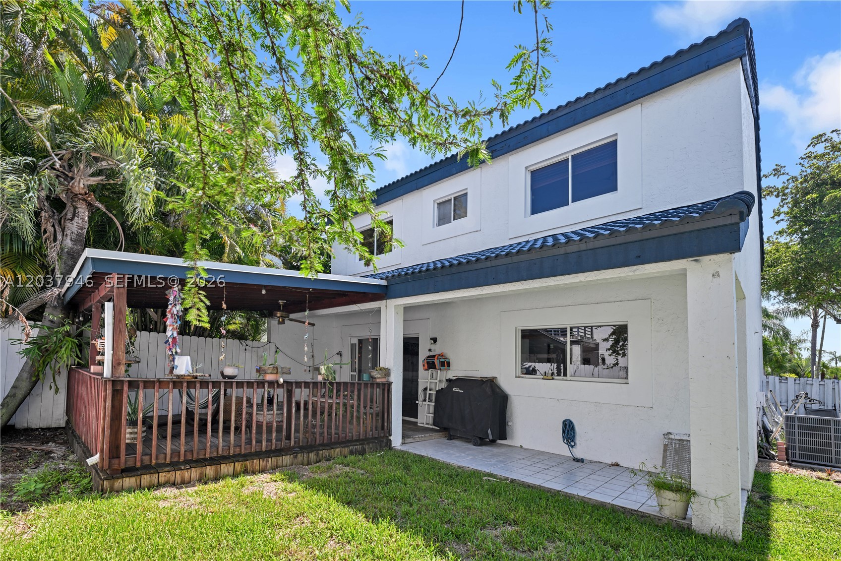 SAN SIMEON HOMES - Residential Lease