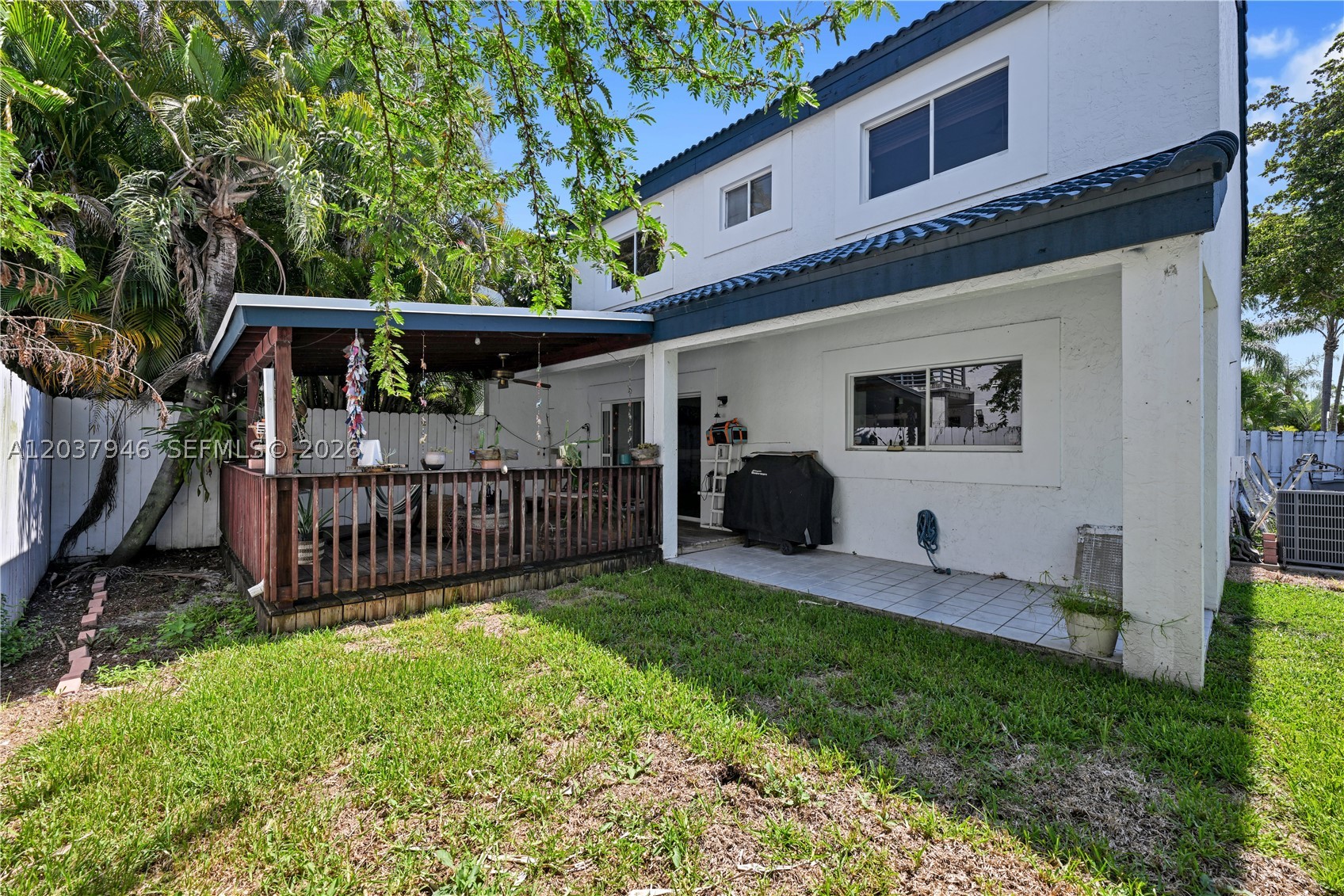 SAN SIMEON HOMES - Residential Lease
