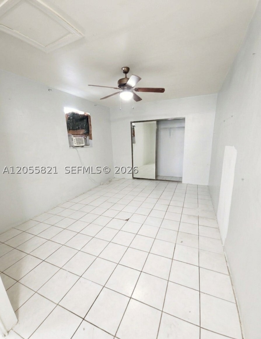 OAKBROOK - Residential