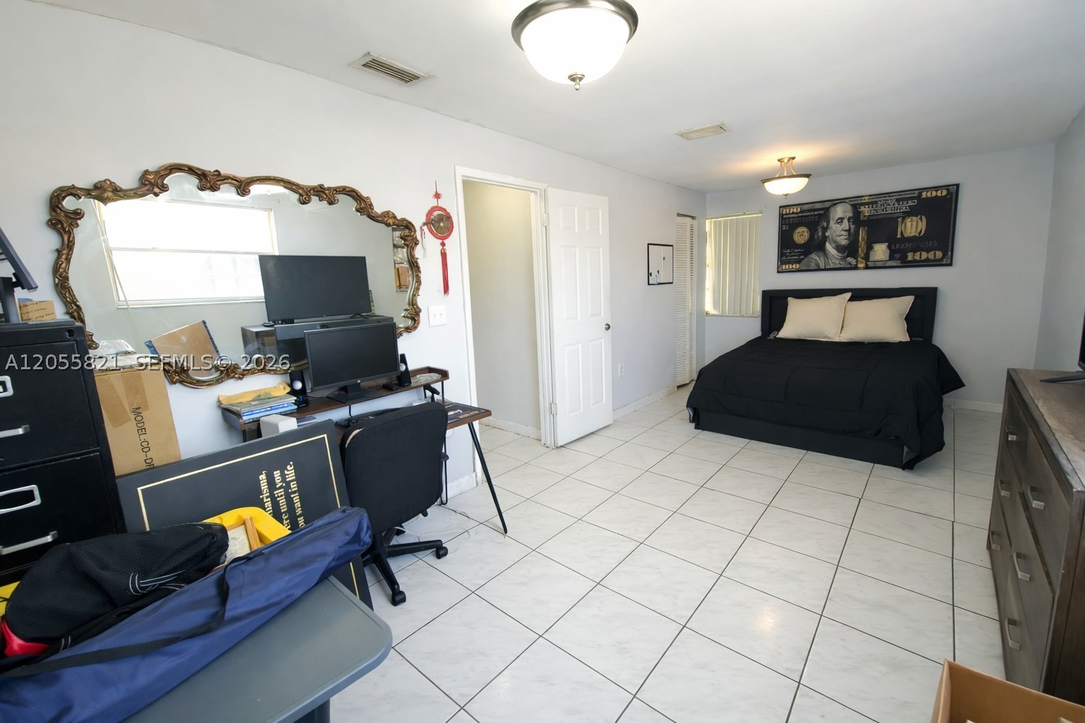 OAKBROOK - Residential
