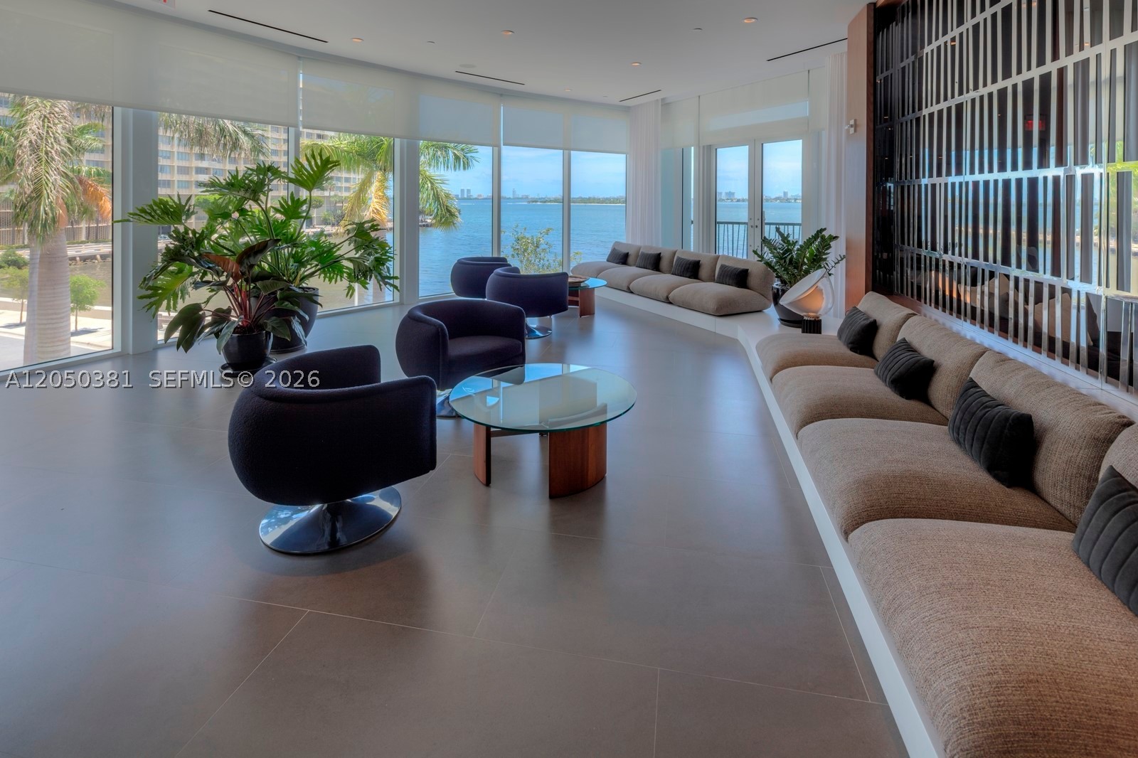 PARAMOUNT BAY CONDO - Residential Lease