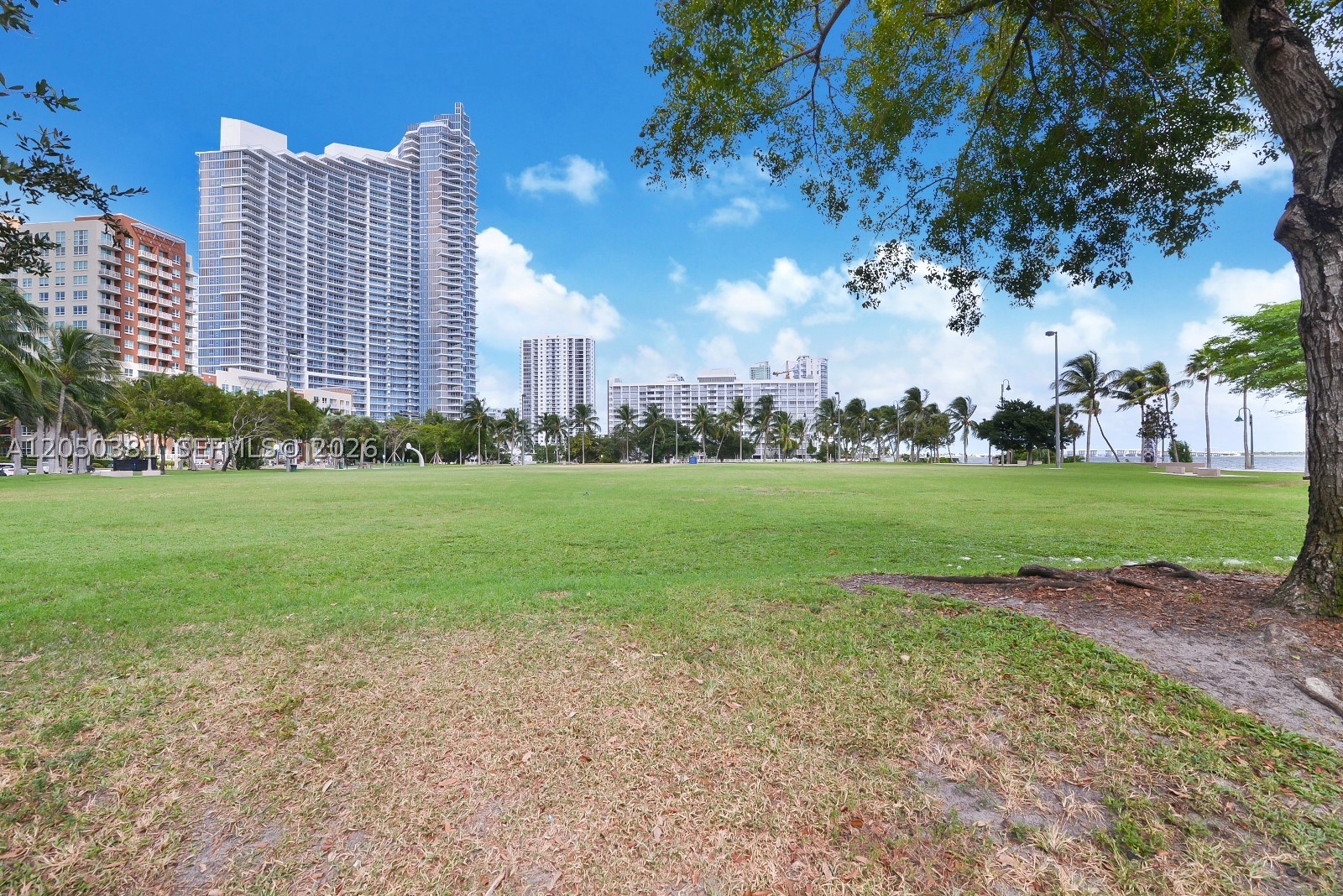 PARAMOUNT BAY CONDO - Residential Lease