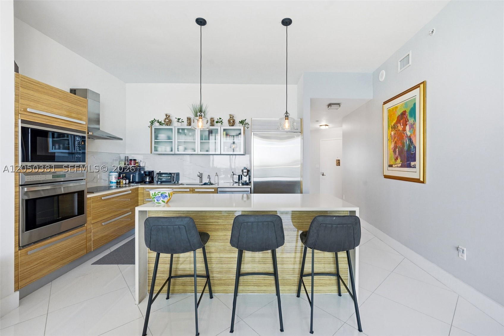PARAMOUNT BAY CONDO - Residential Lease