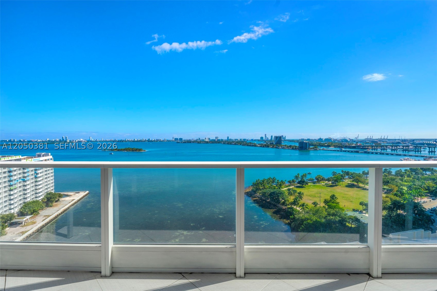 PARAMOUNT BAY CONDO - Residential Lease