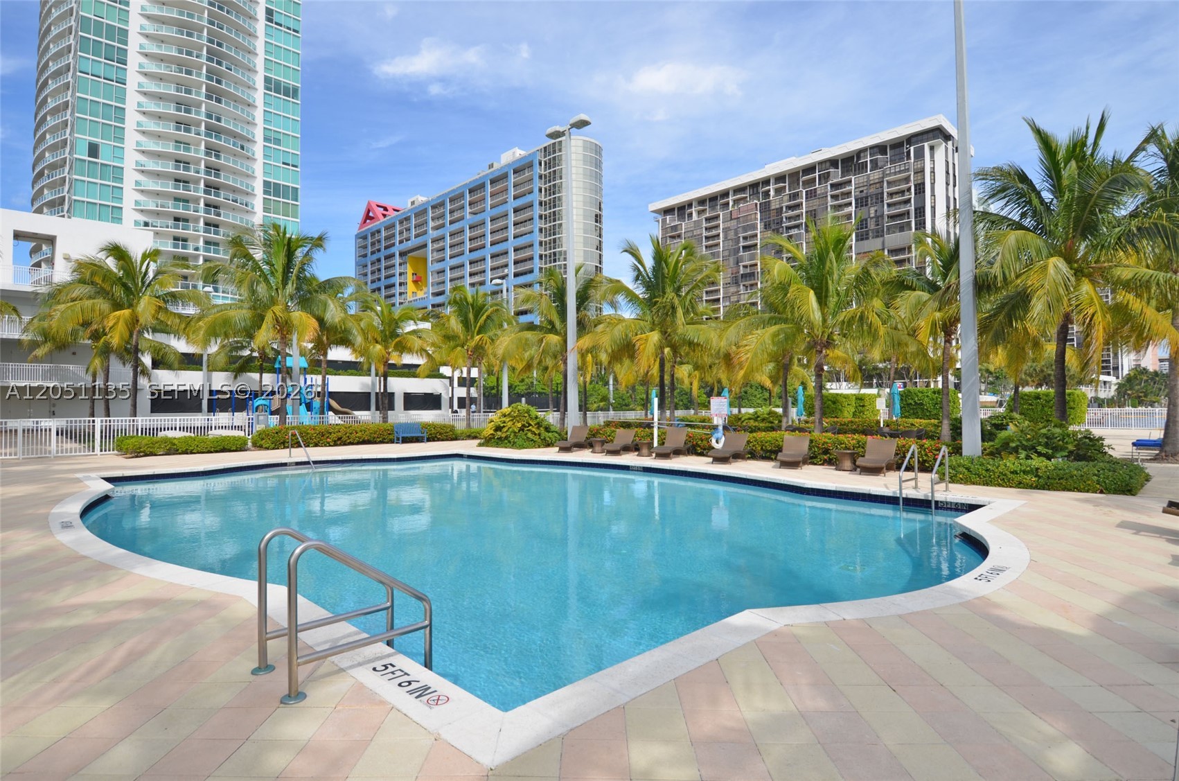 SKYLINE ON BRICKELL CONDO - Residential