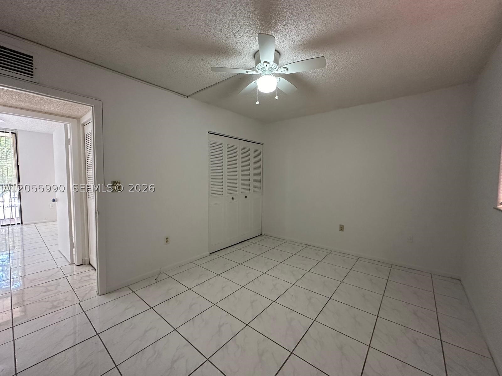 HORIZONS WEST CONDO #2 - Residential