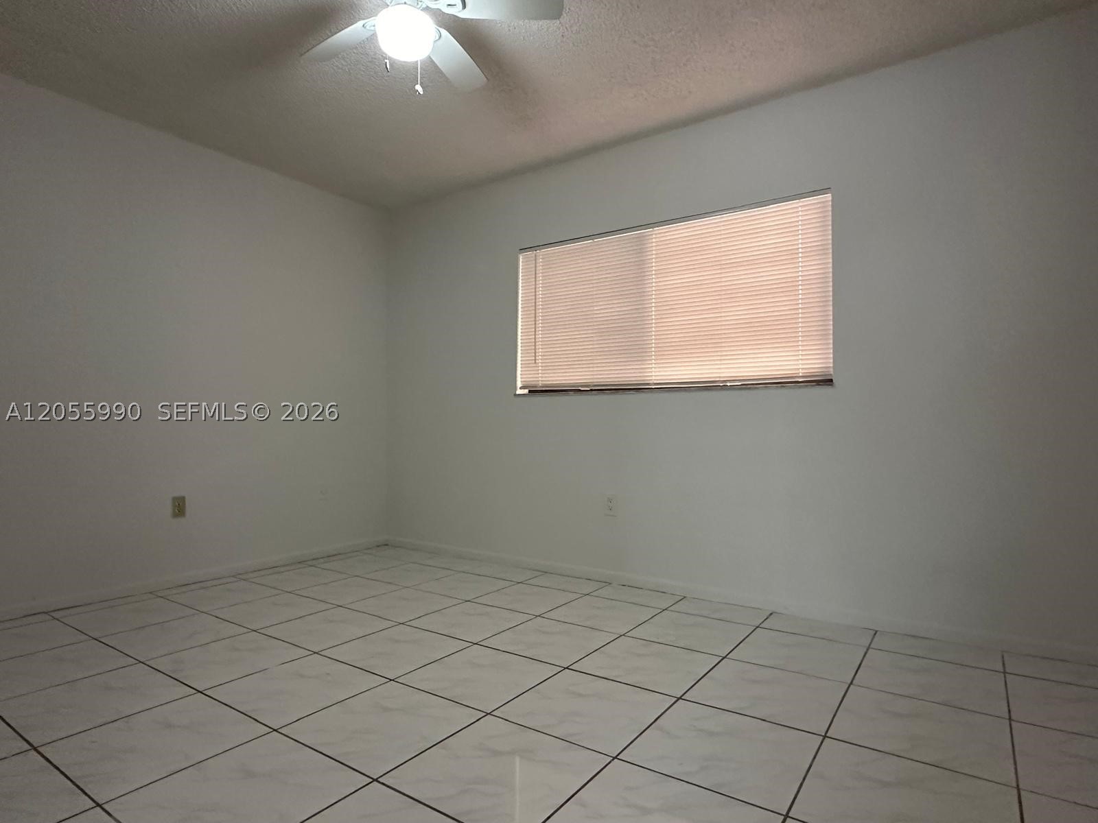 HORIZONS WEST CONDO #2 - Residential