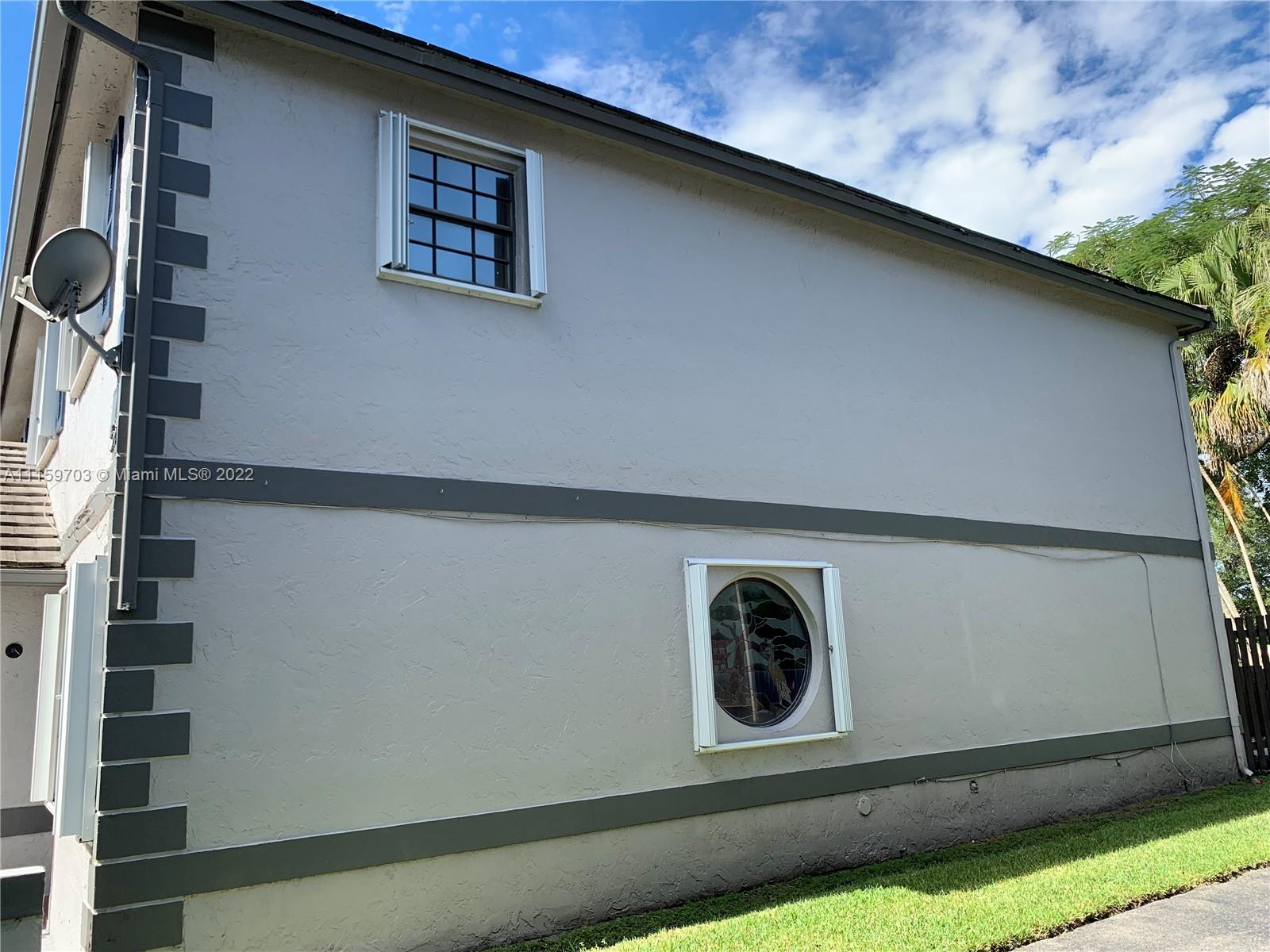 LA MAISON AT THE HAMMOCKS - Residential