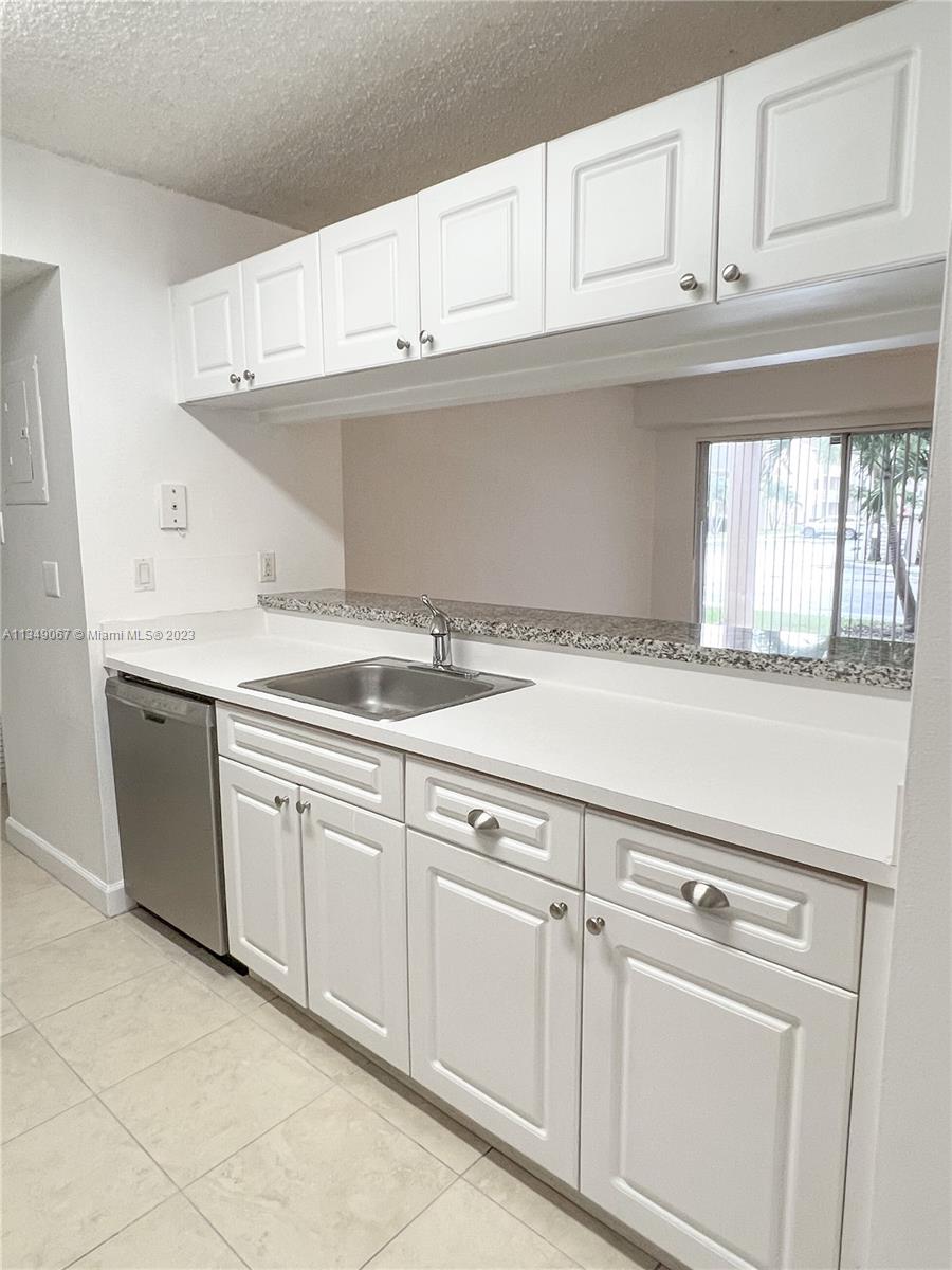 ROYAL PALM PLACE - Residential Lease