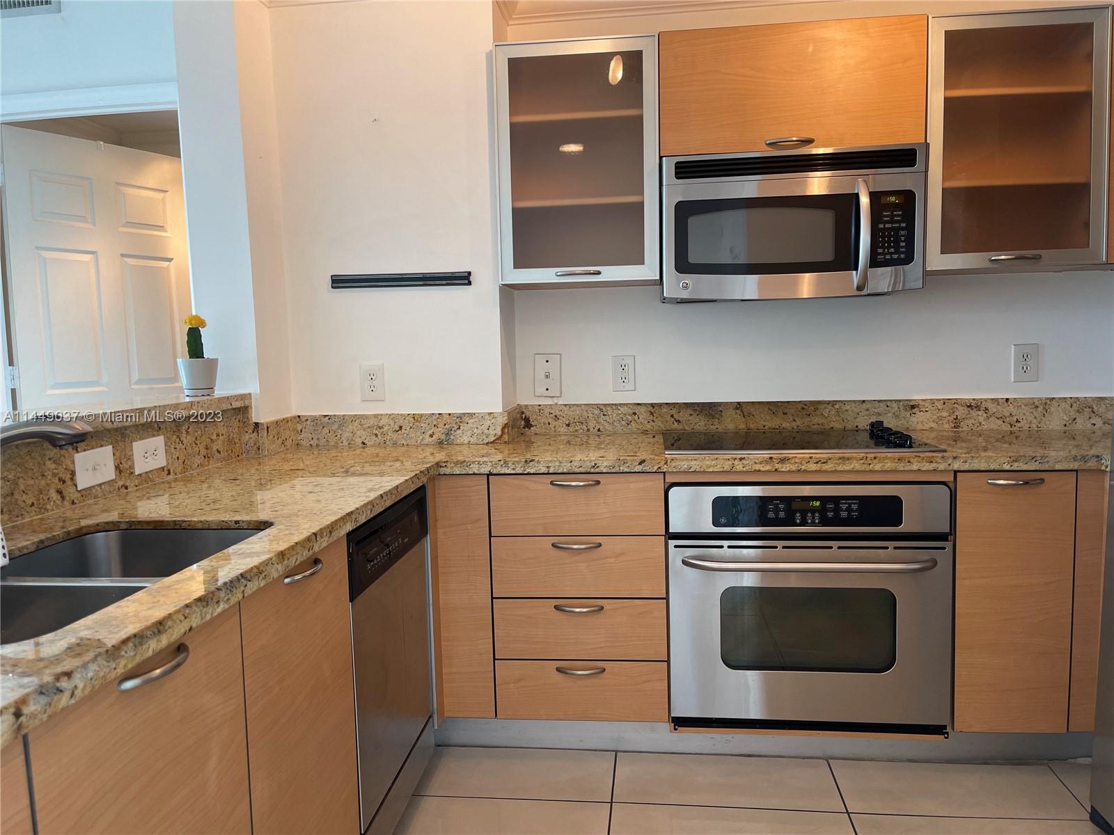 MIDTOWN LOFTS CONDO - Residential