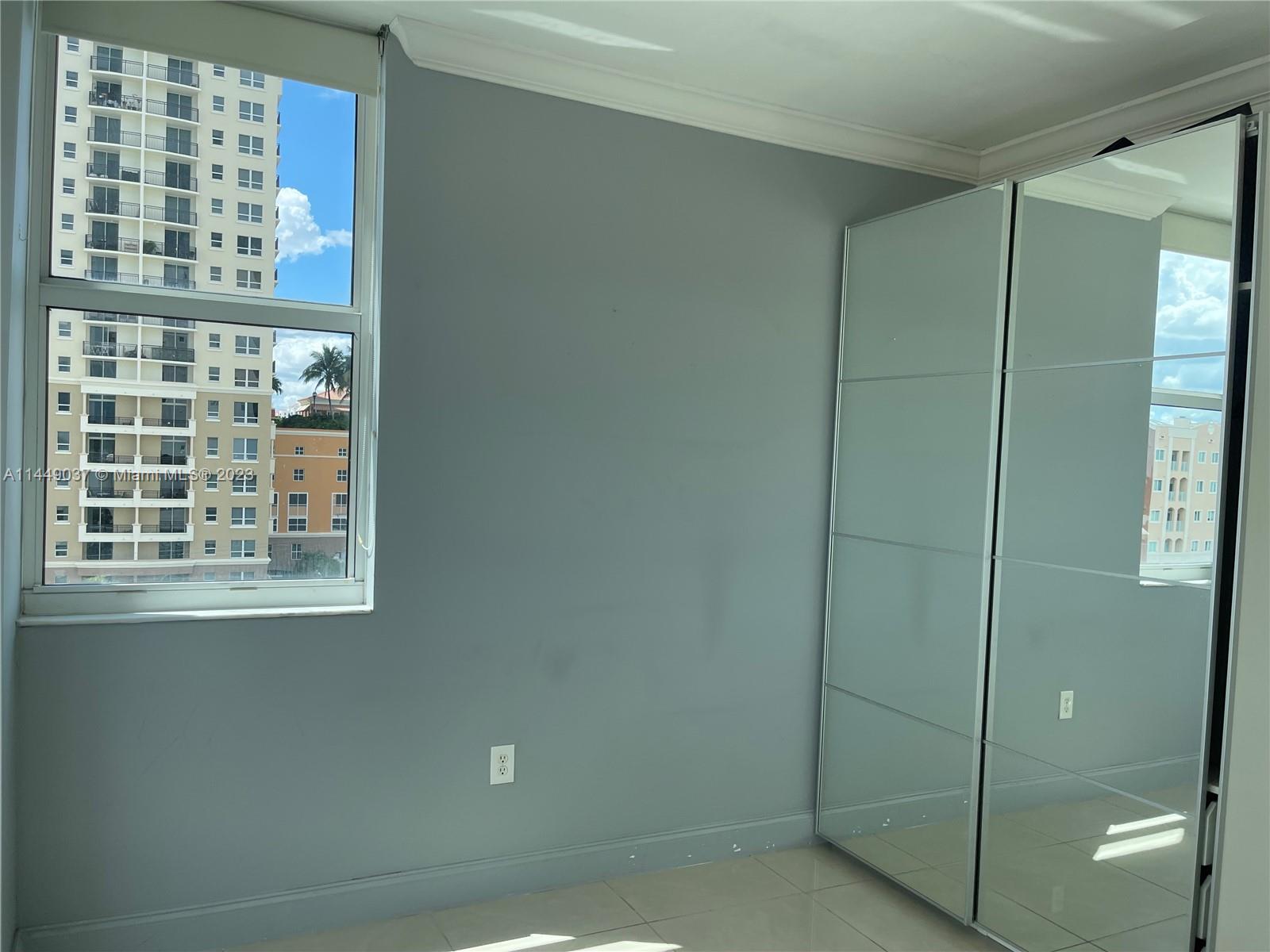 MIDTOWN LOFTS CONDO - Residential