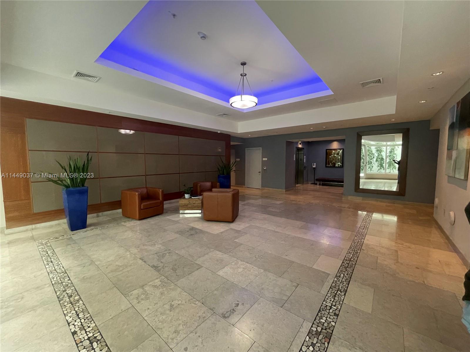 MIDTOWN LOFTS CONDO - Residential