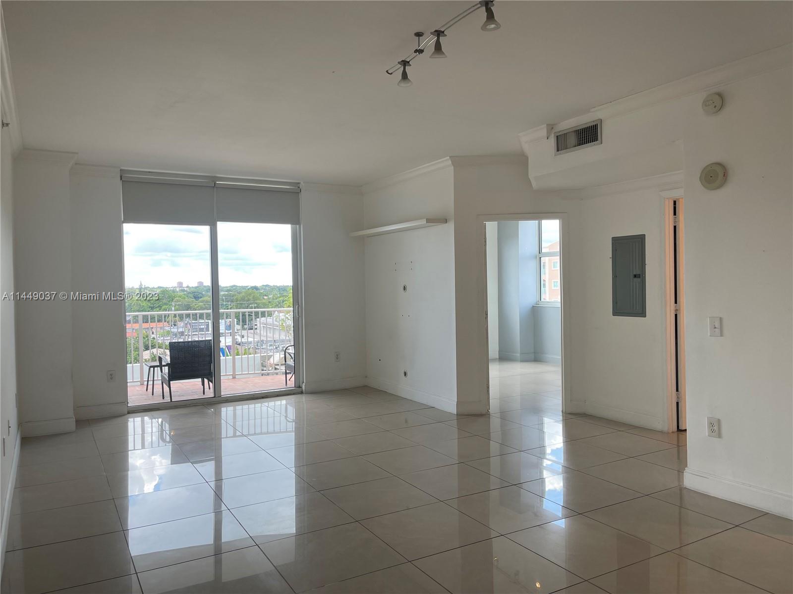 MIDTOWN LOFTS CONDO - Residential