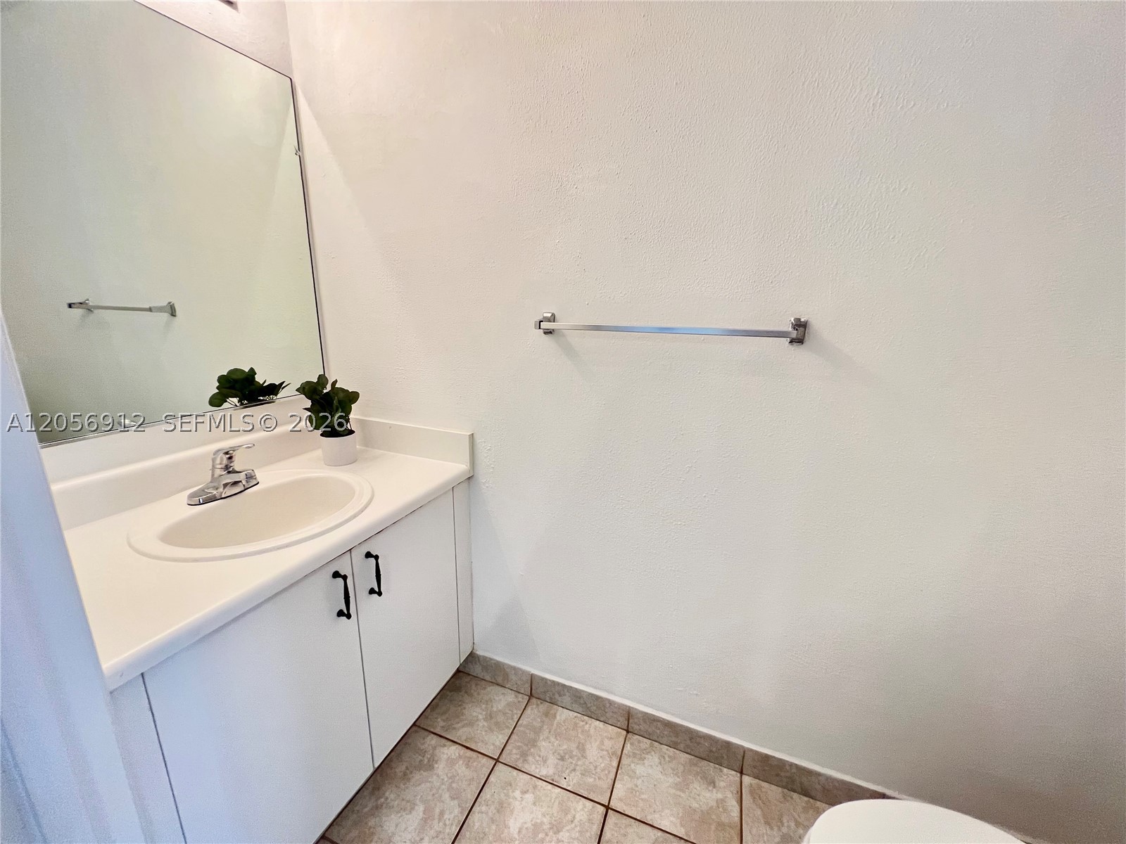 SAN SEBASTIAN - Residential Lease