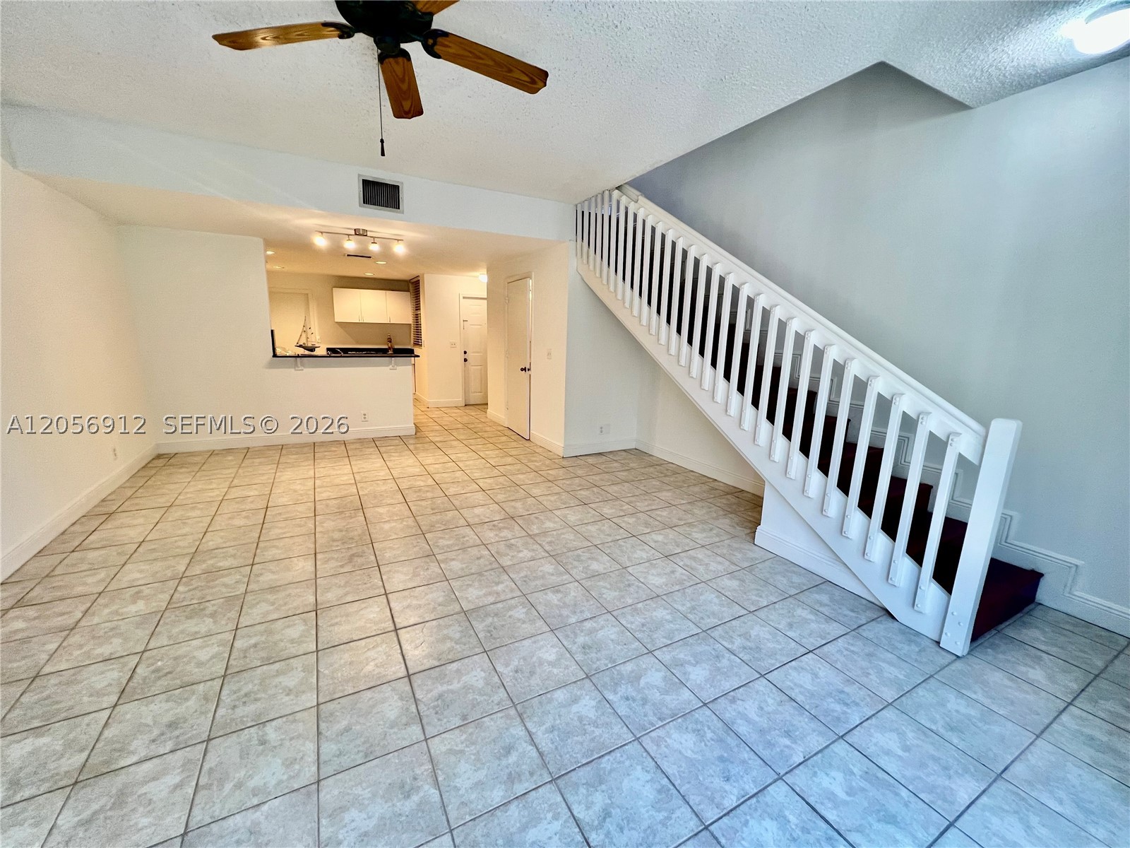 SAN SEBASTIAN - Residential Lease