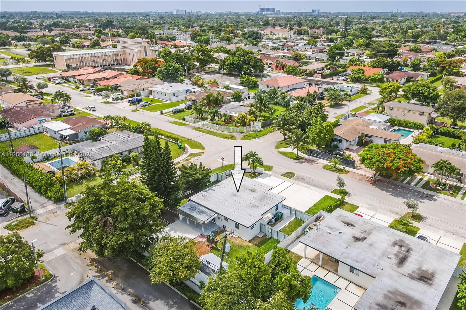 BREEZY ACRES - Residential Lease