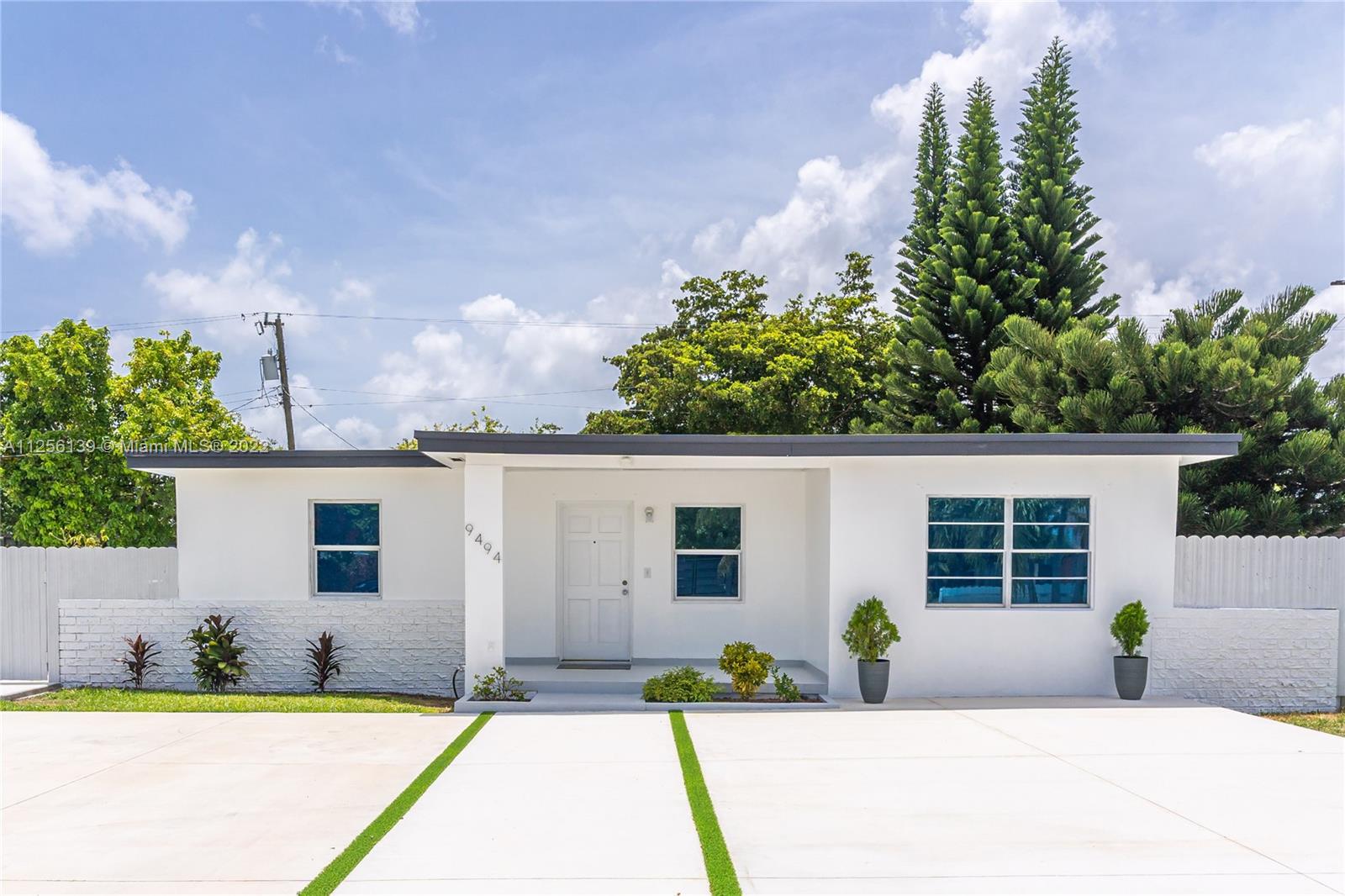 BREEZY ACRES - Residential Lease