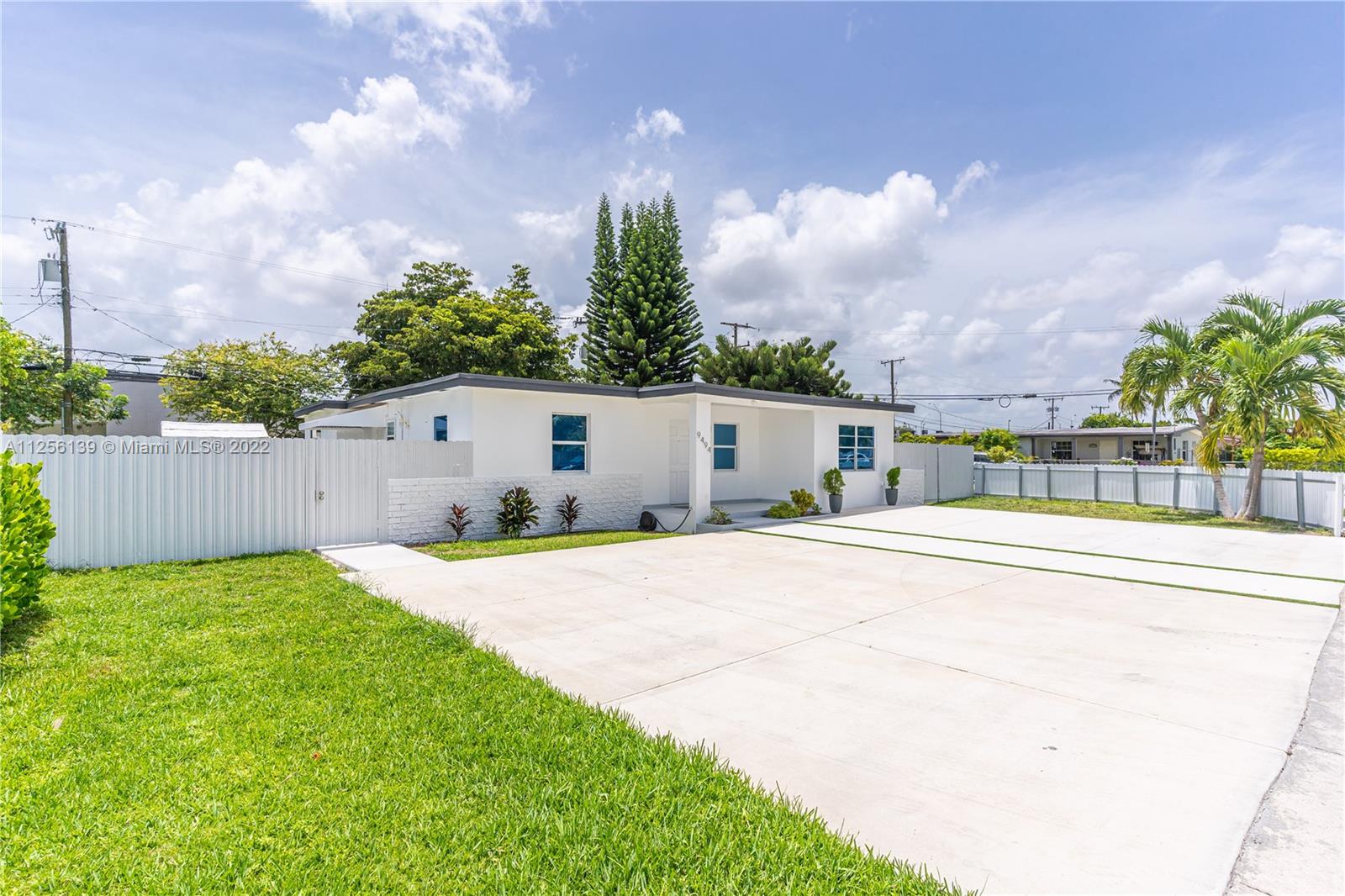 BREEZY ACRES - Residential Lease
