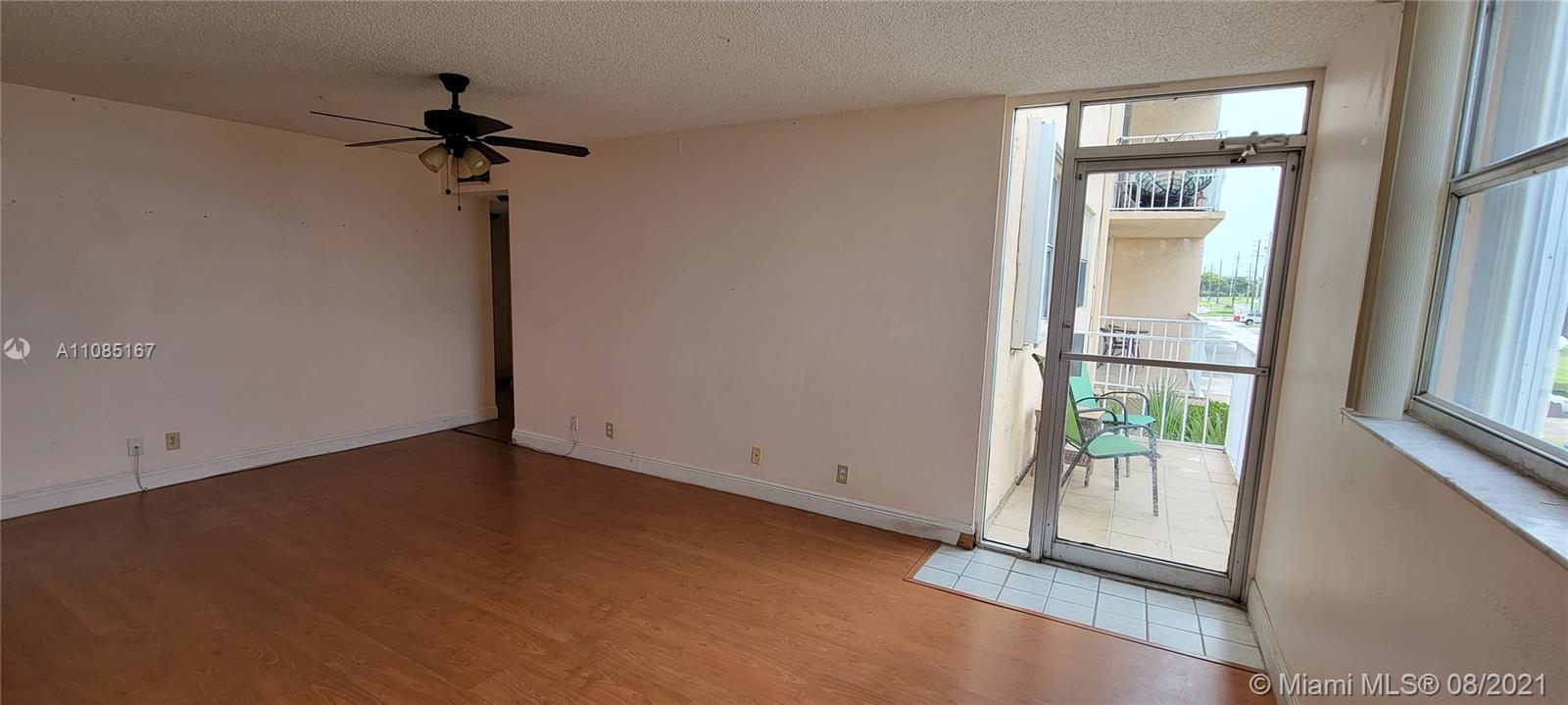 BREAKWATERS OF THE PALM B - Residential Lease