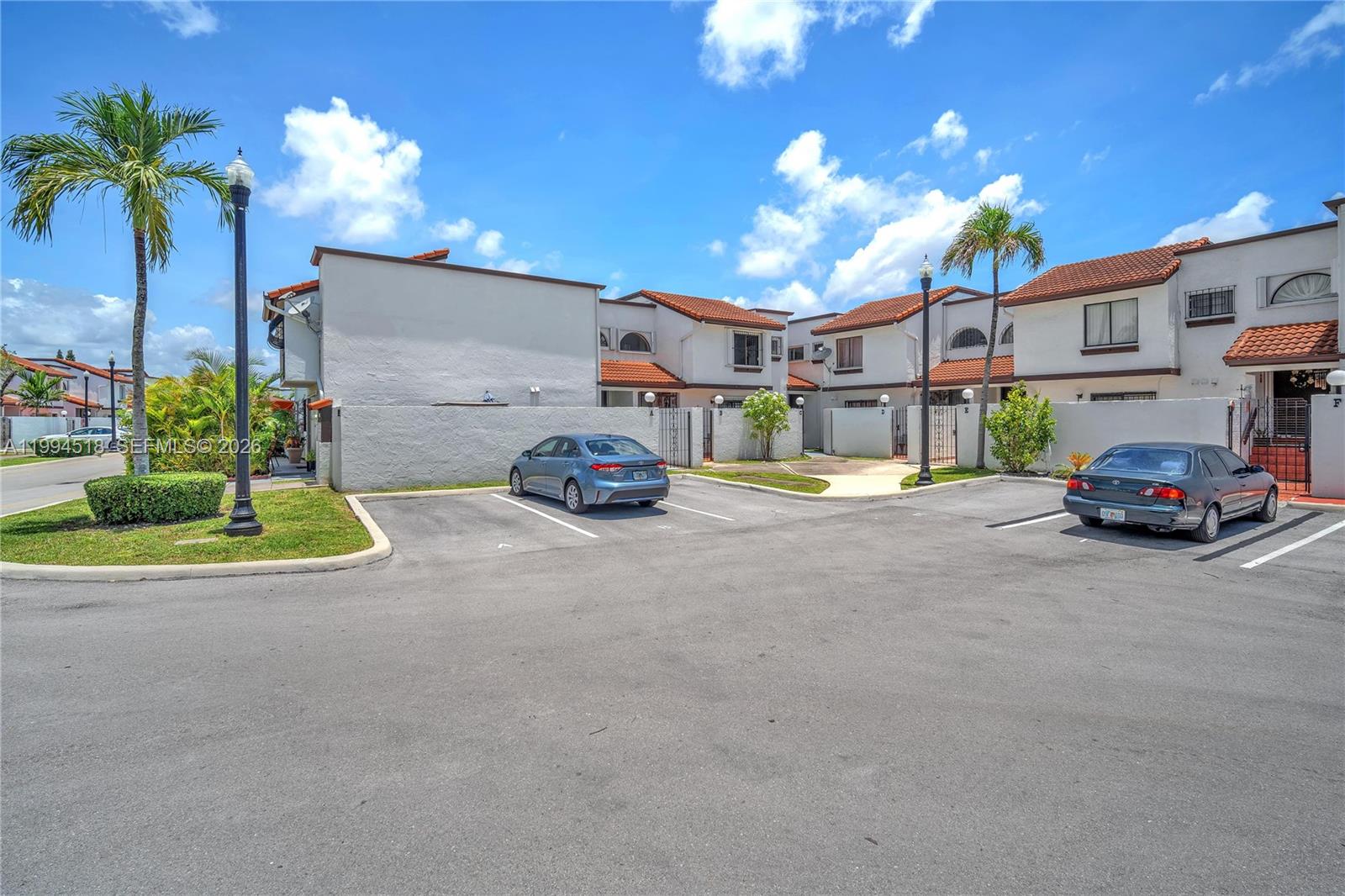 VILLA VENEZIA CONDO PH VI - Residential