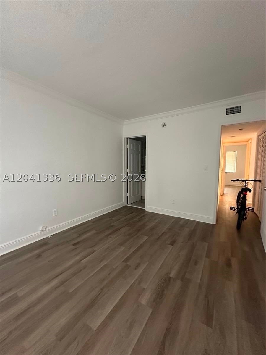 OLAS AZULES CONDO - Residential