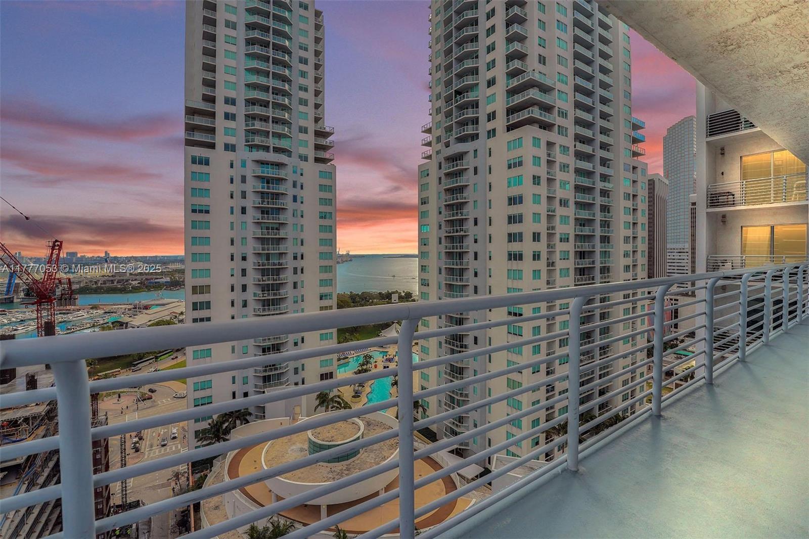 THE LOFT DOWNTOWN CONDO - Residential