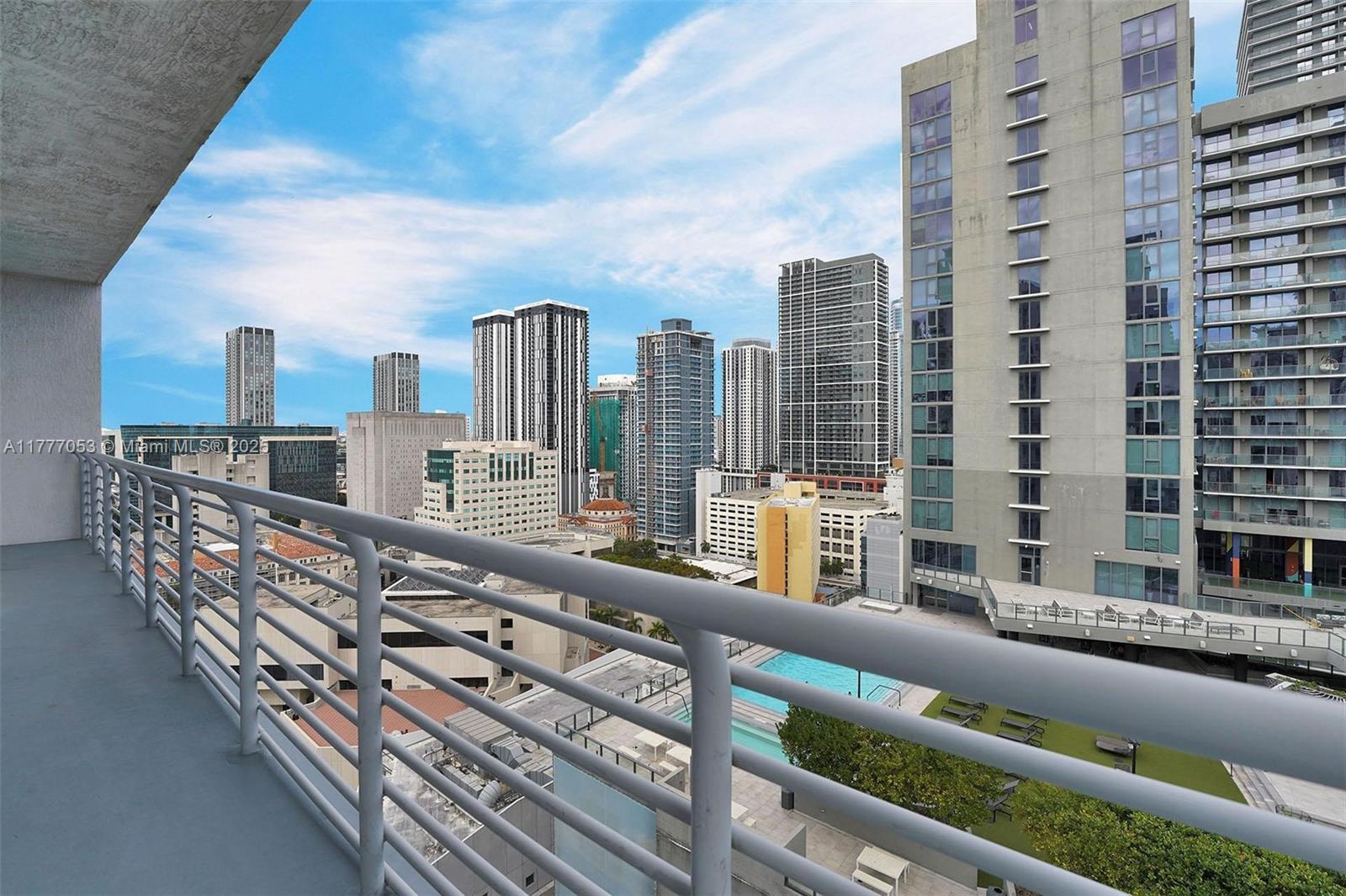 THE LOFT DOWNTOWN CONDO - Residential