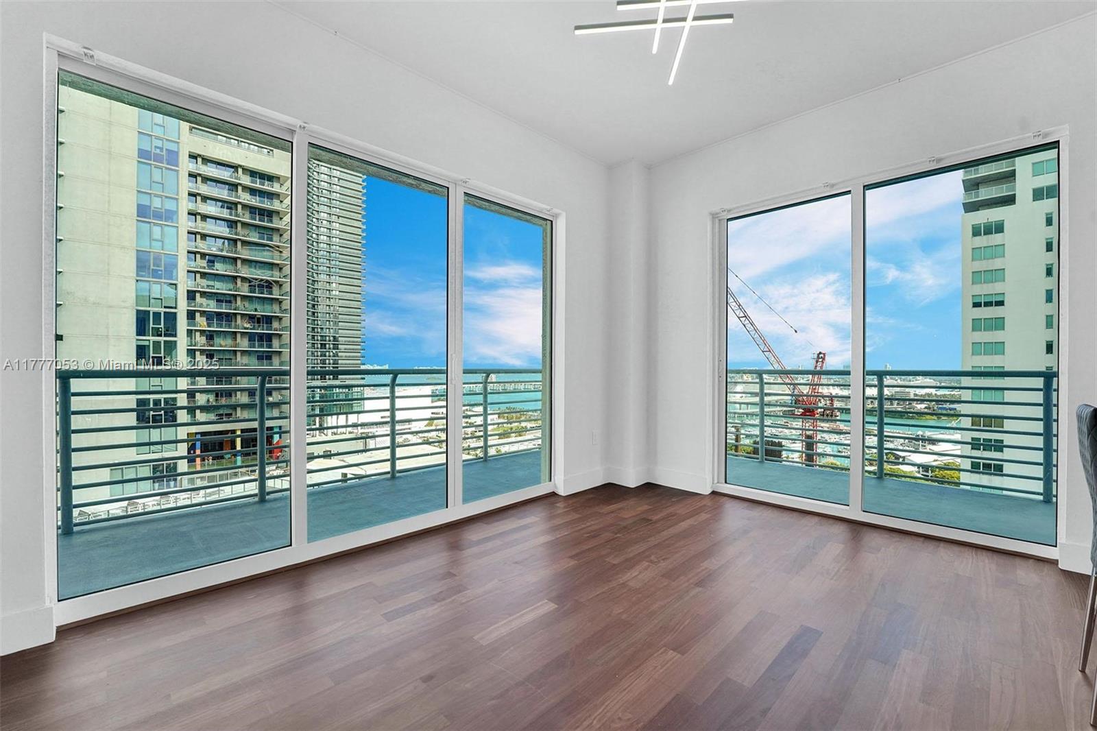 THE LOFT DOWNTOWN CONDO - Residential