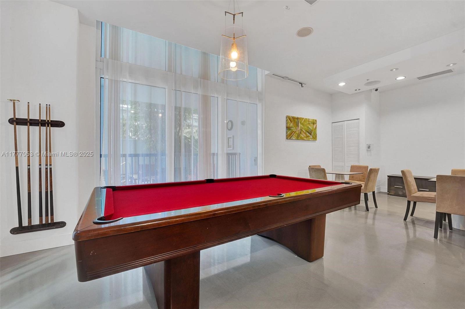 THE LOFT DOWNTOWN CONDO - Residential
