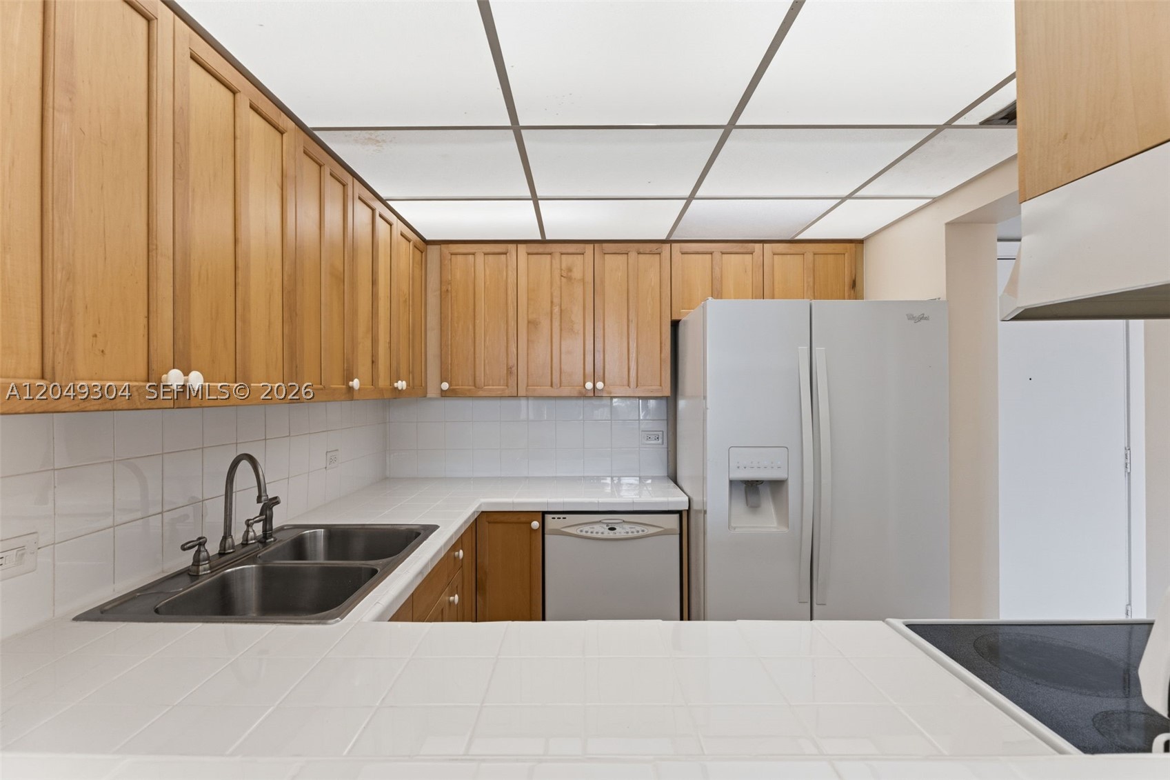 GARDENS OF KENDALL CONDO - Residential