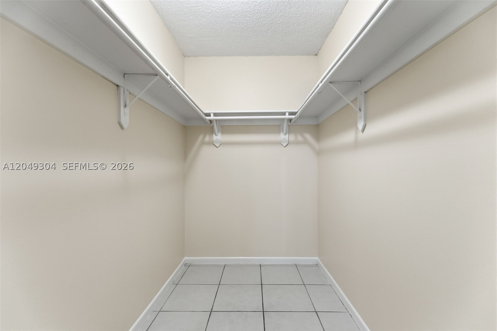 GARDENS OF KENDALL CONDO - Residential
