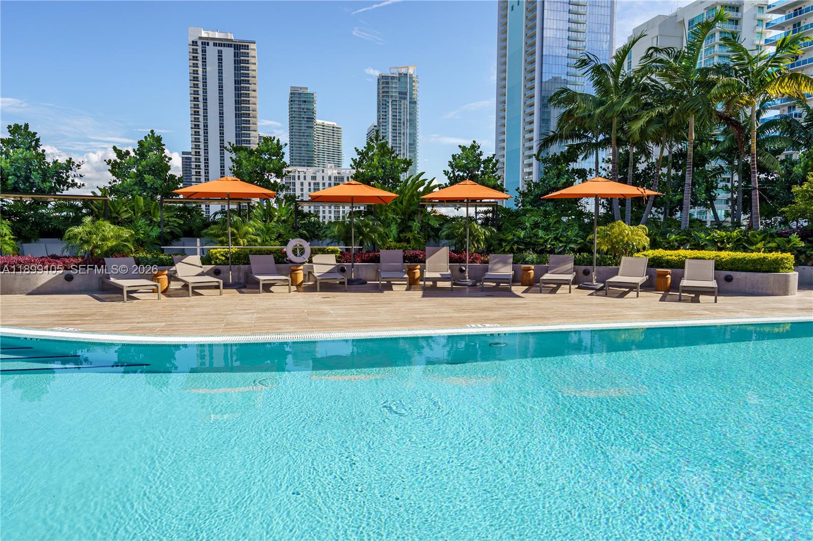 BAY BREEZE - Residential