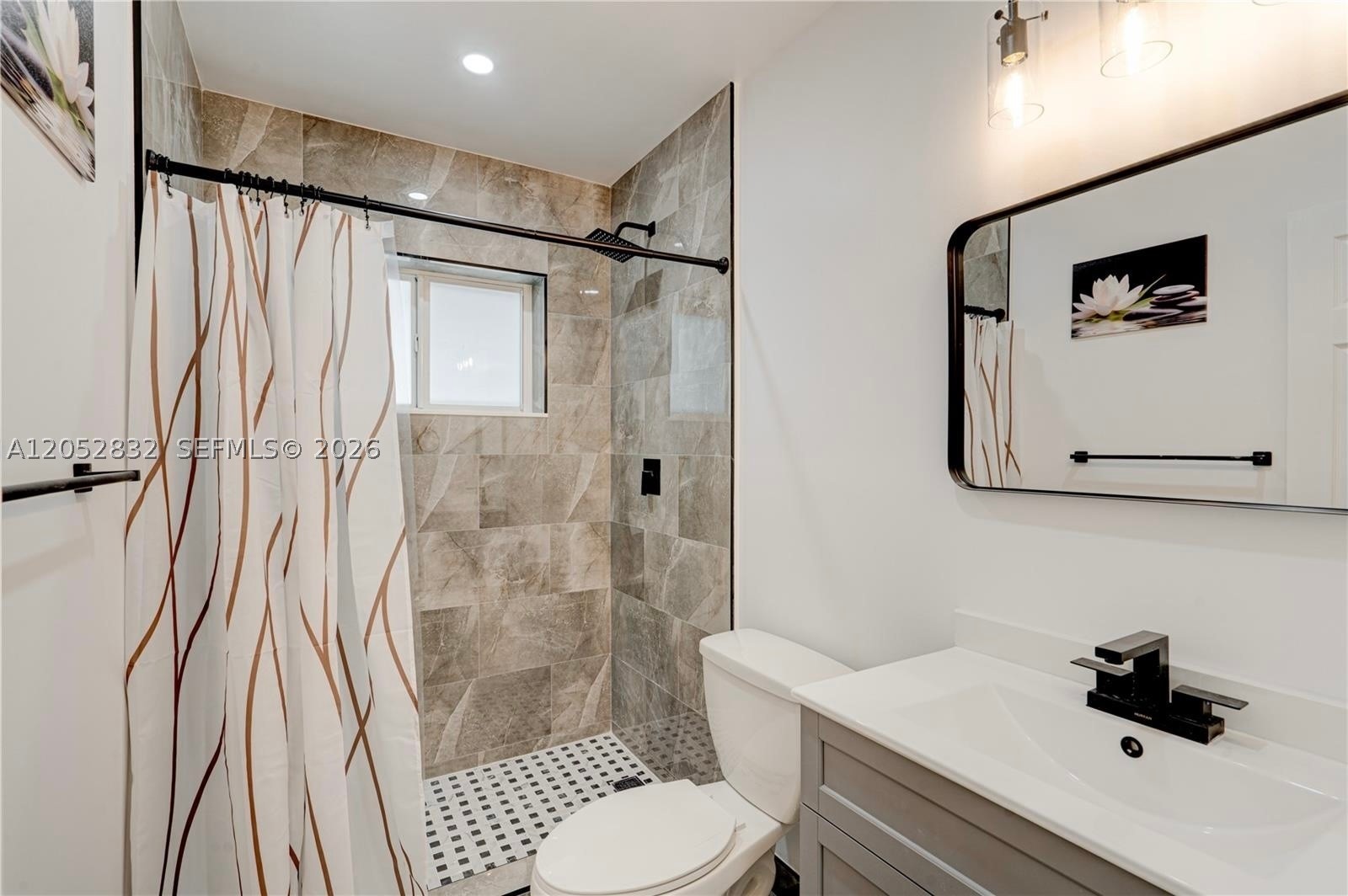 BIRD RD HIGHLANDS - Residential Lease