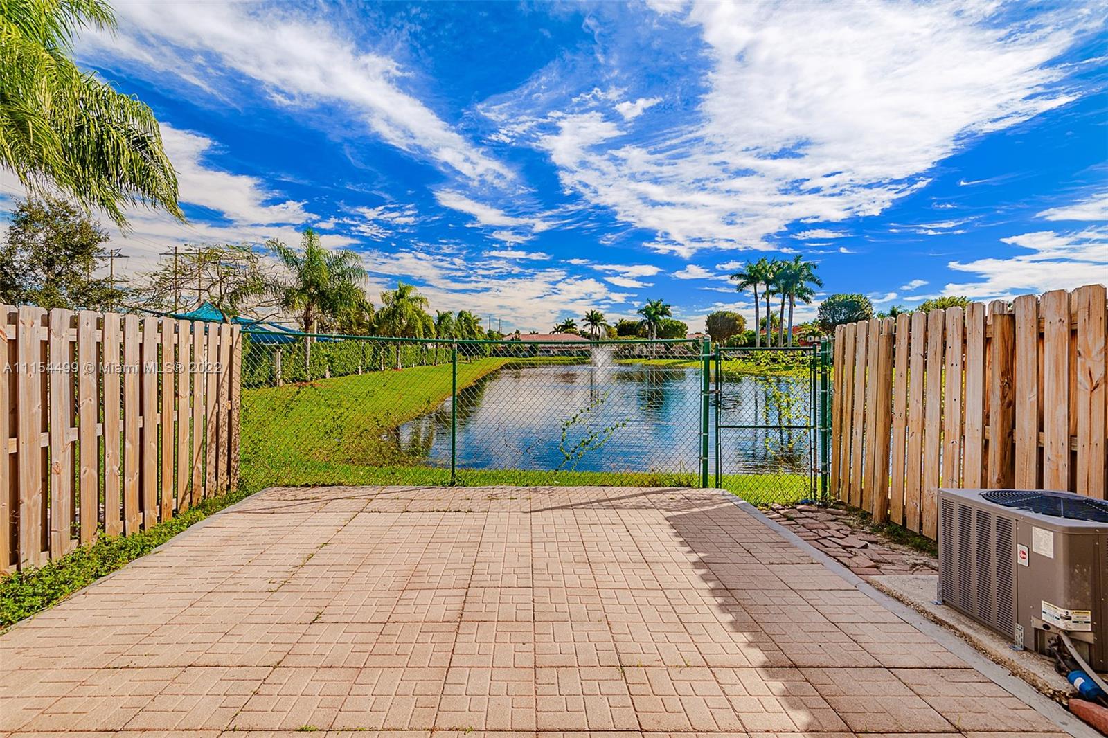 DIMENSIONS AT DORAL - Residential