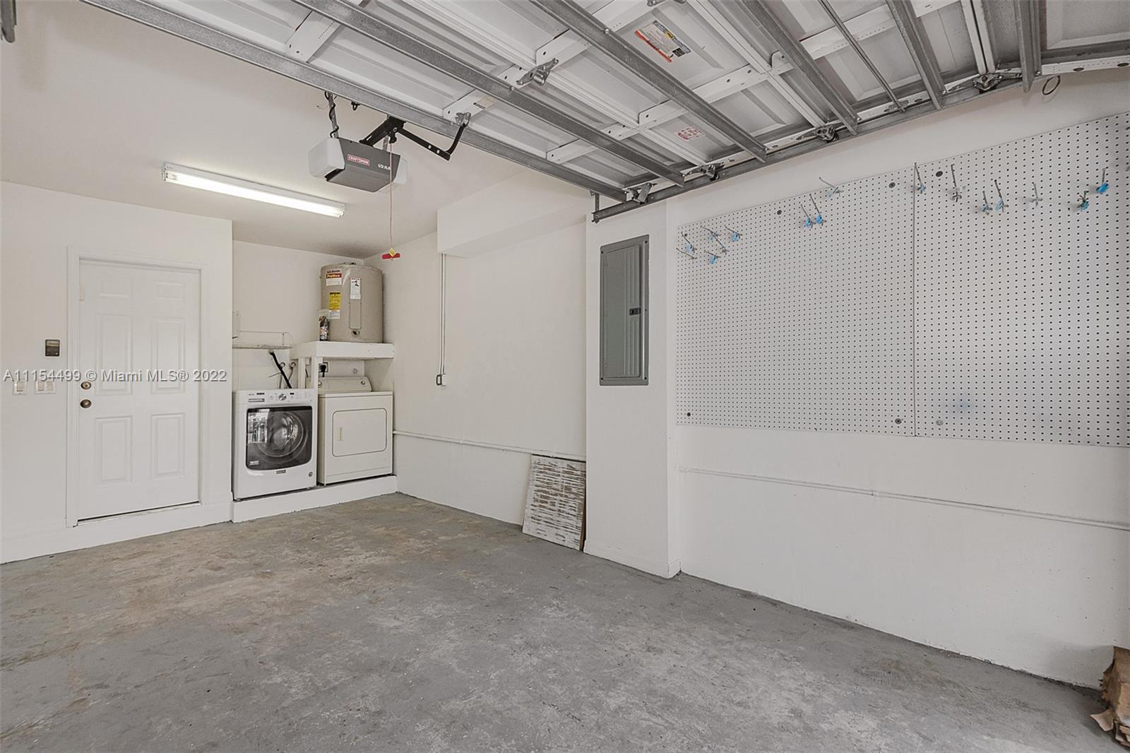 DIMENSIONS AT DORAL - Residential