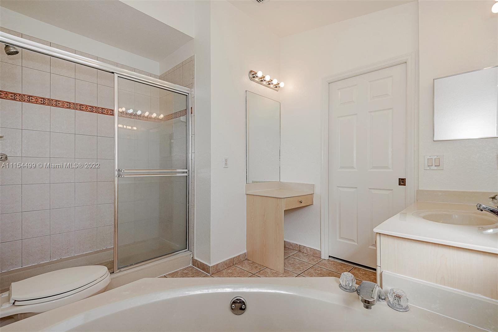 DIMENSIONS AT DORAL - Residential