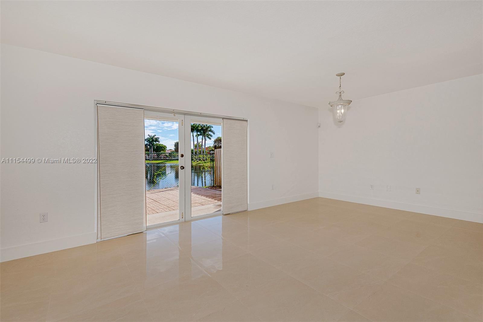 DIMENSIONS AT DORAL - Residential
