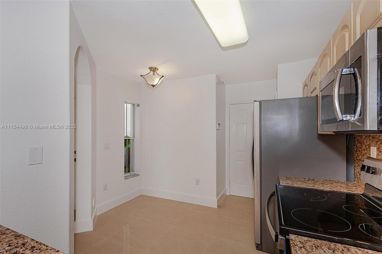 DIMENSIONS AT DORAL - Residential