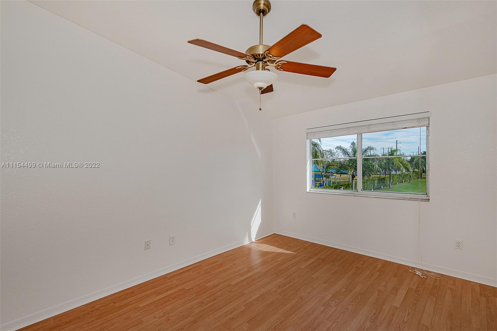 DIMENSIONS AT DORAL - Residential