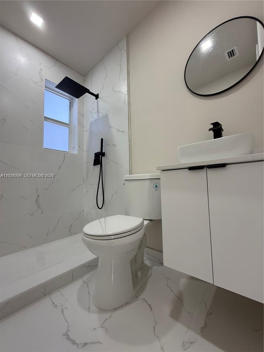 DRIFTWOOD ESTATES NO 20 - Residential