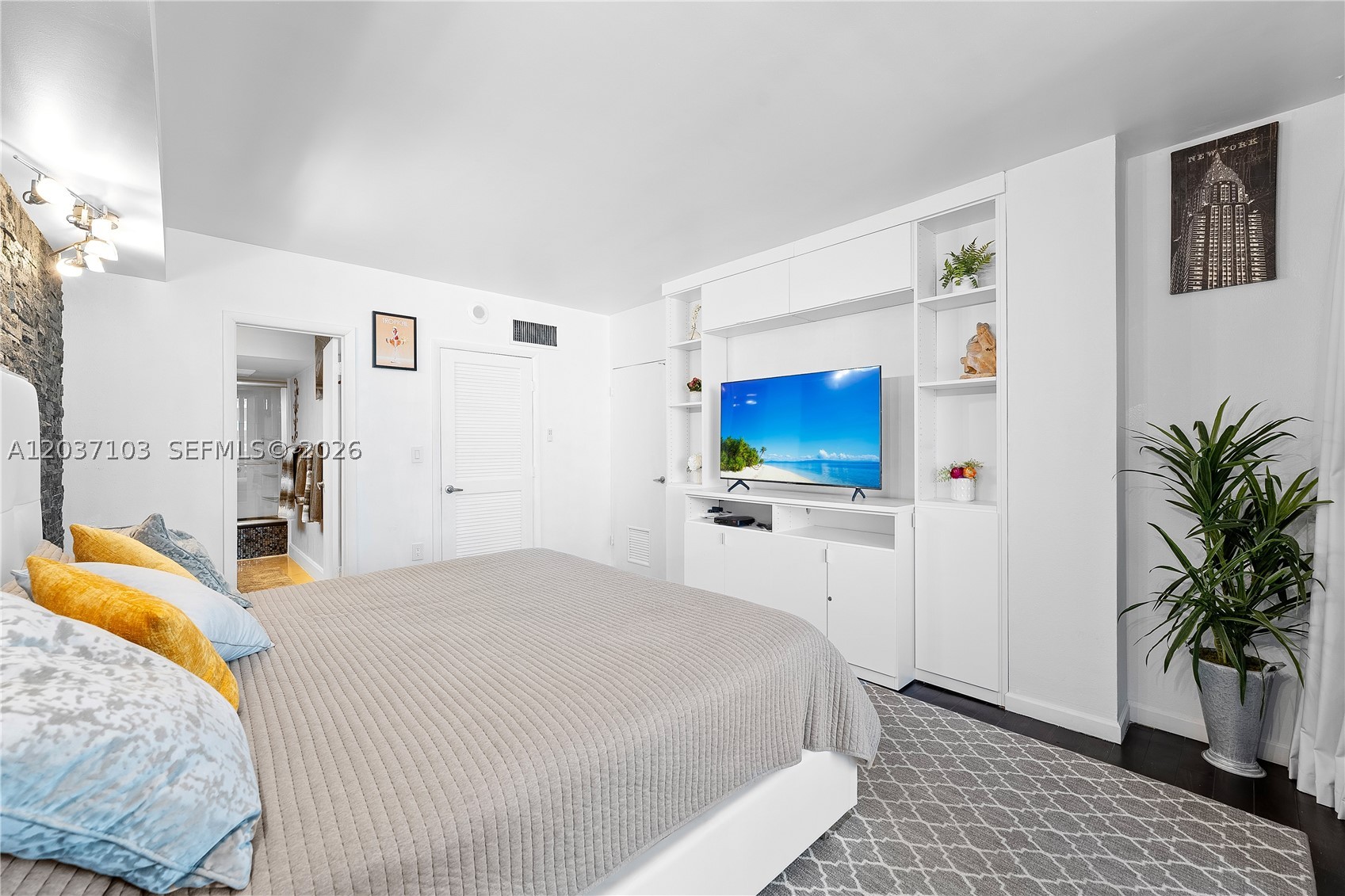HARBOUR HOUSE - Residential Lease