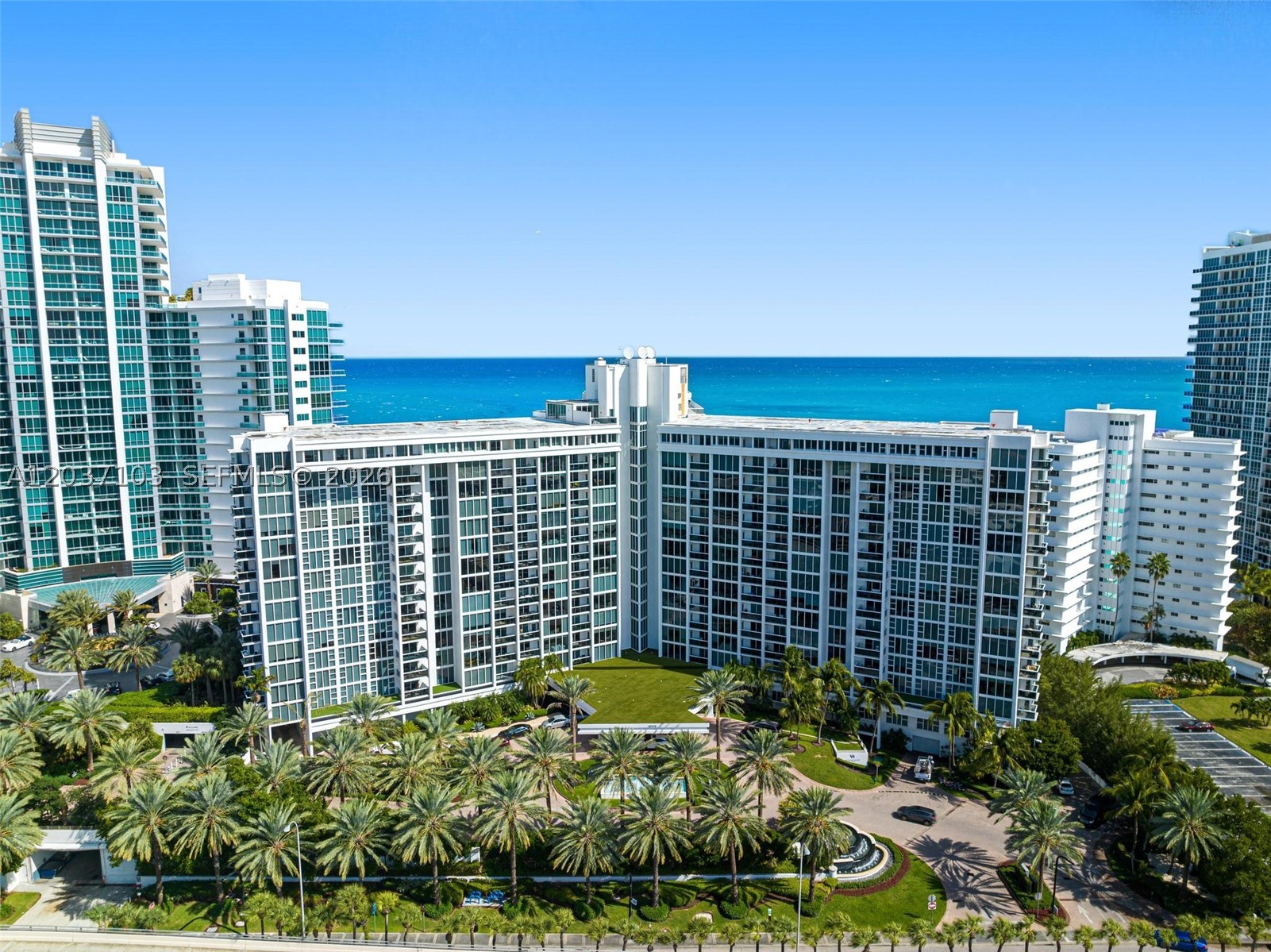 HARBOUR HOUSE - Residential Lease
