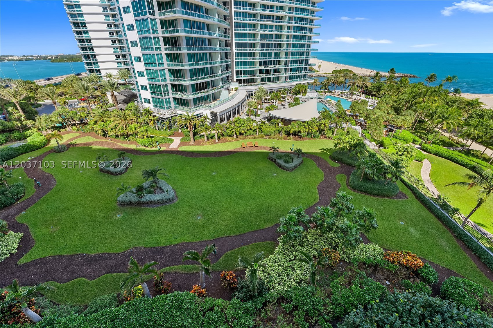HARBOUR HOUSE - Residential Lease