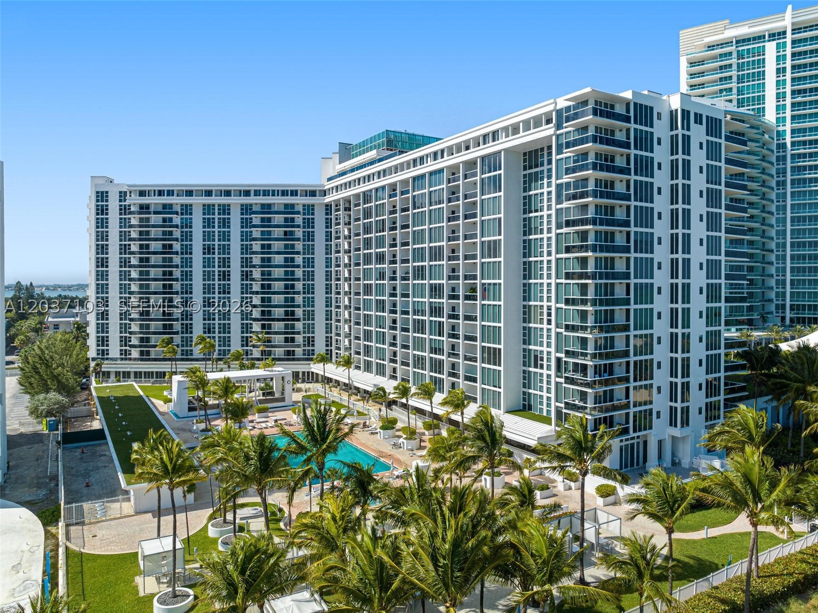 HARBOUR HOUSE - Residential Lease