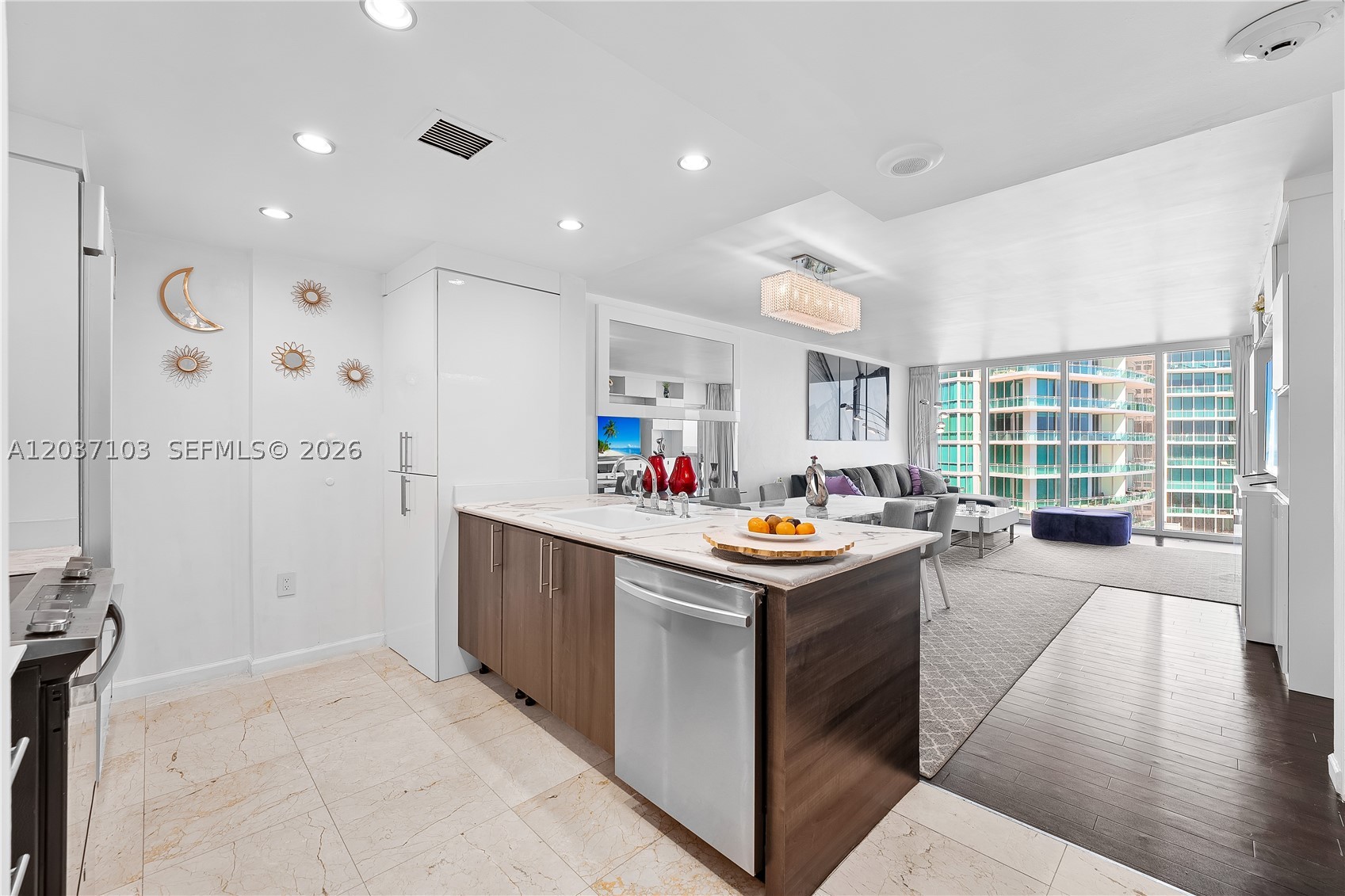 HARBOUR HOUSE - Residential Lease
