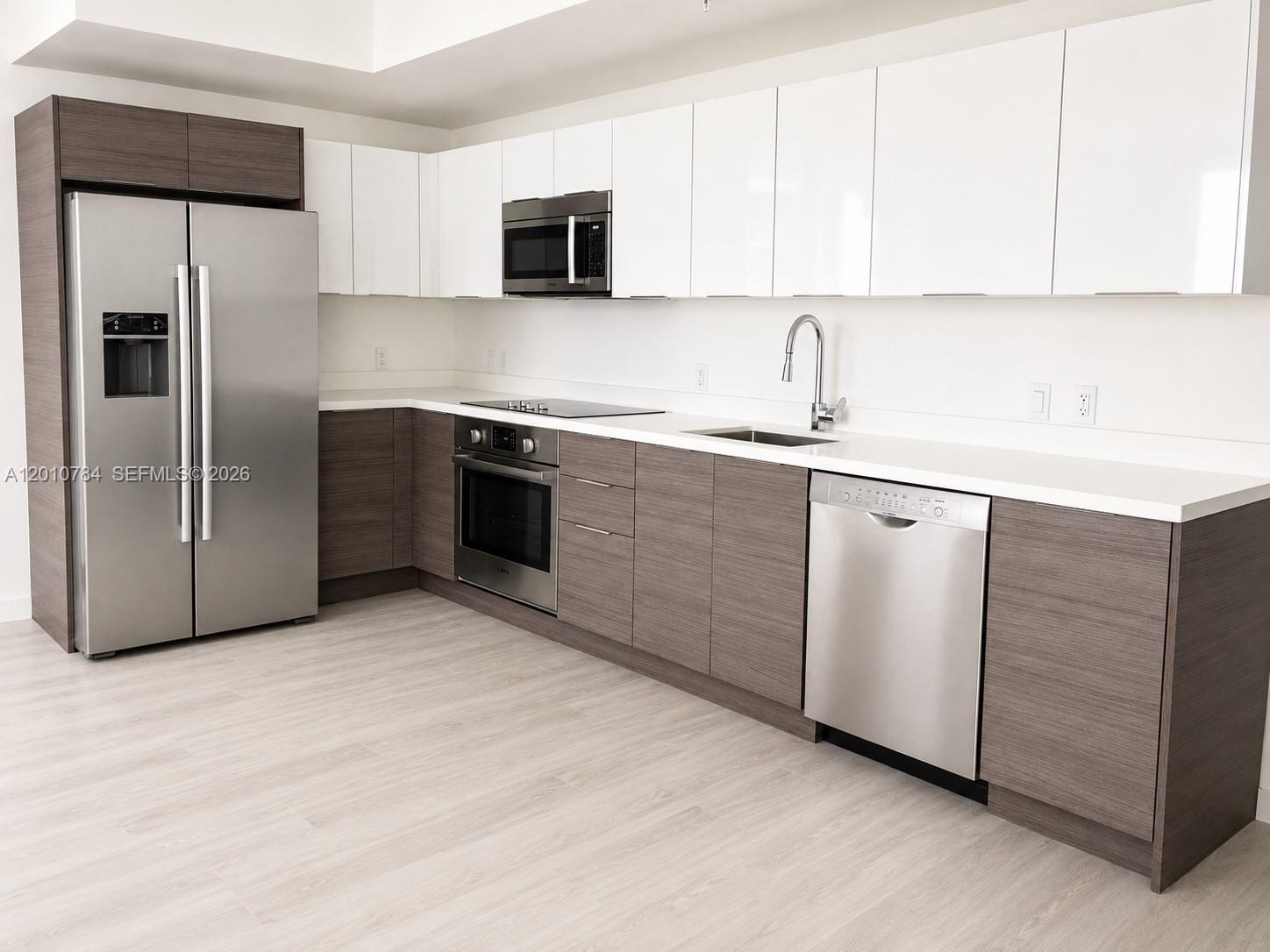 Beautiful CORNER UNIT with 2/2 and 1/2 bath , at Brickell Ten, completely upgraded with "wood like" ceramic tile including the balcony, Italian kitchen cabinetry, Quartz kitchen countertops, Bosh Stainless Steel Appliances, and Italian designed bathrooms. Enjoy this full service building, 24-HR concierge & resort style amenities, corner swimming pool overlooking the city, Large club room with catering kitchen, Pool and billiards room, Business Center,Recreational room,BBQ Area, and Kids Play Room. Just 2 blocks from Mary Brickell Village and Brickell Citi Centre, supermarkets, restaurants and main transportation. This unit wont last. Extra security deposit required by the association.
