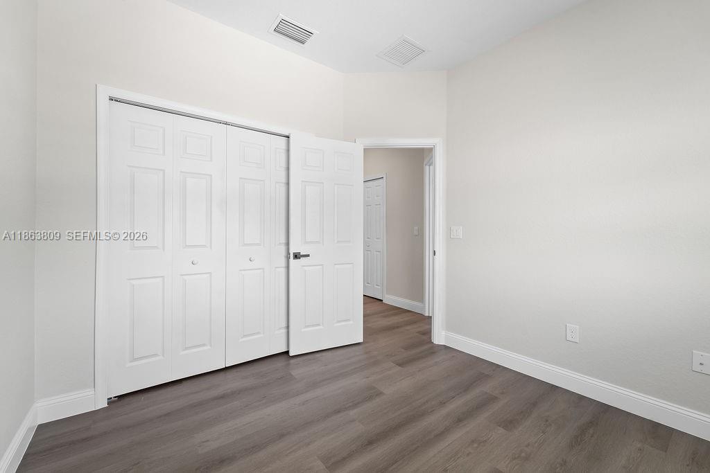 TAMARAC CIRCLE - Residential