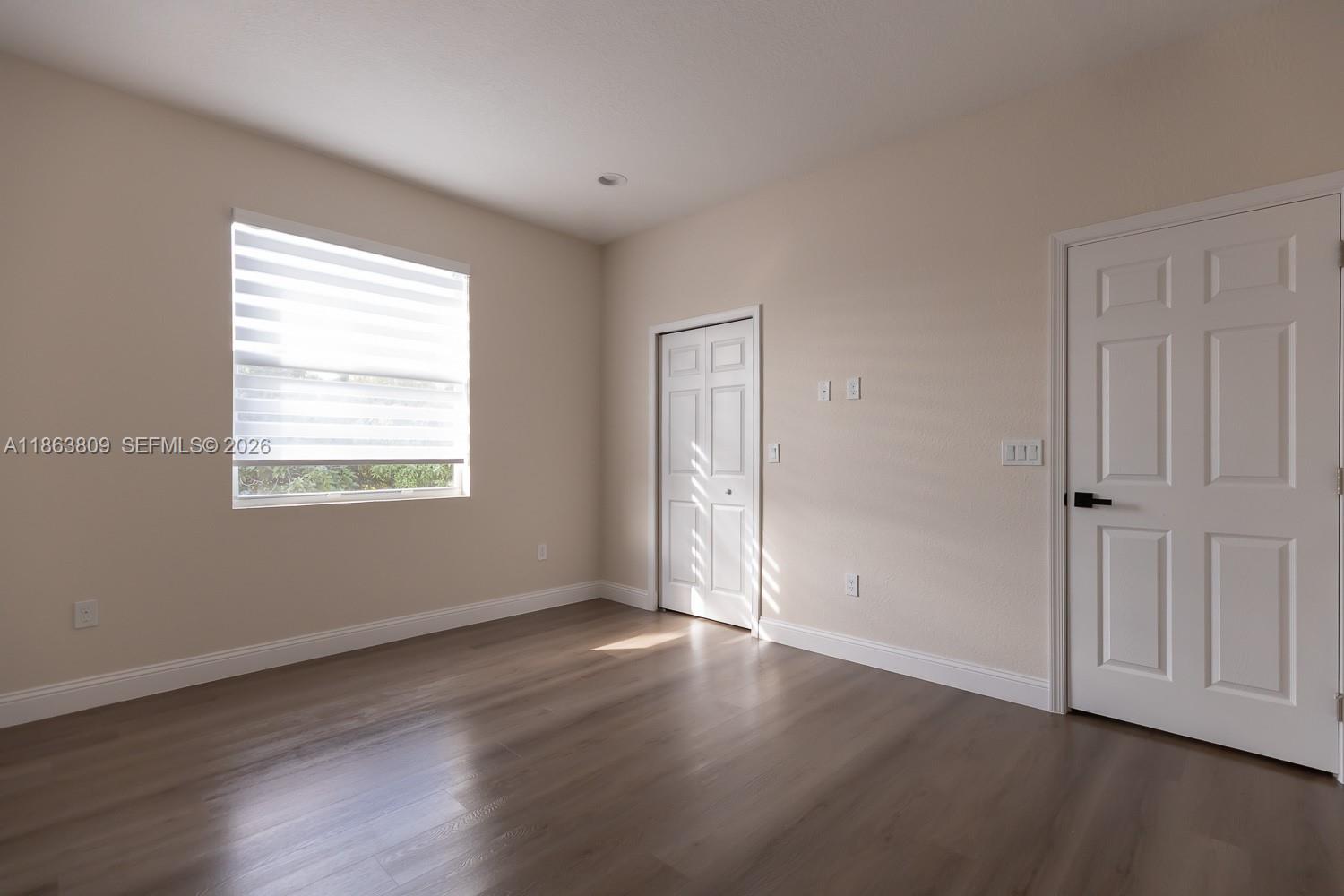 TAMARAC CIRCLE - Residential